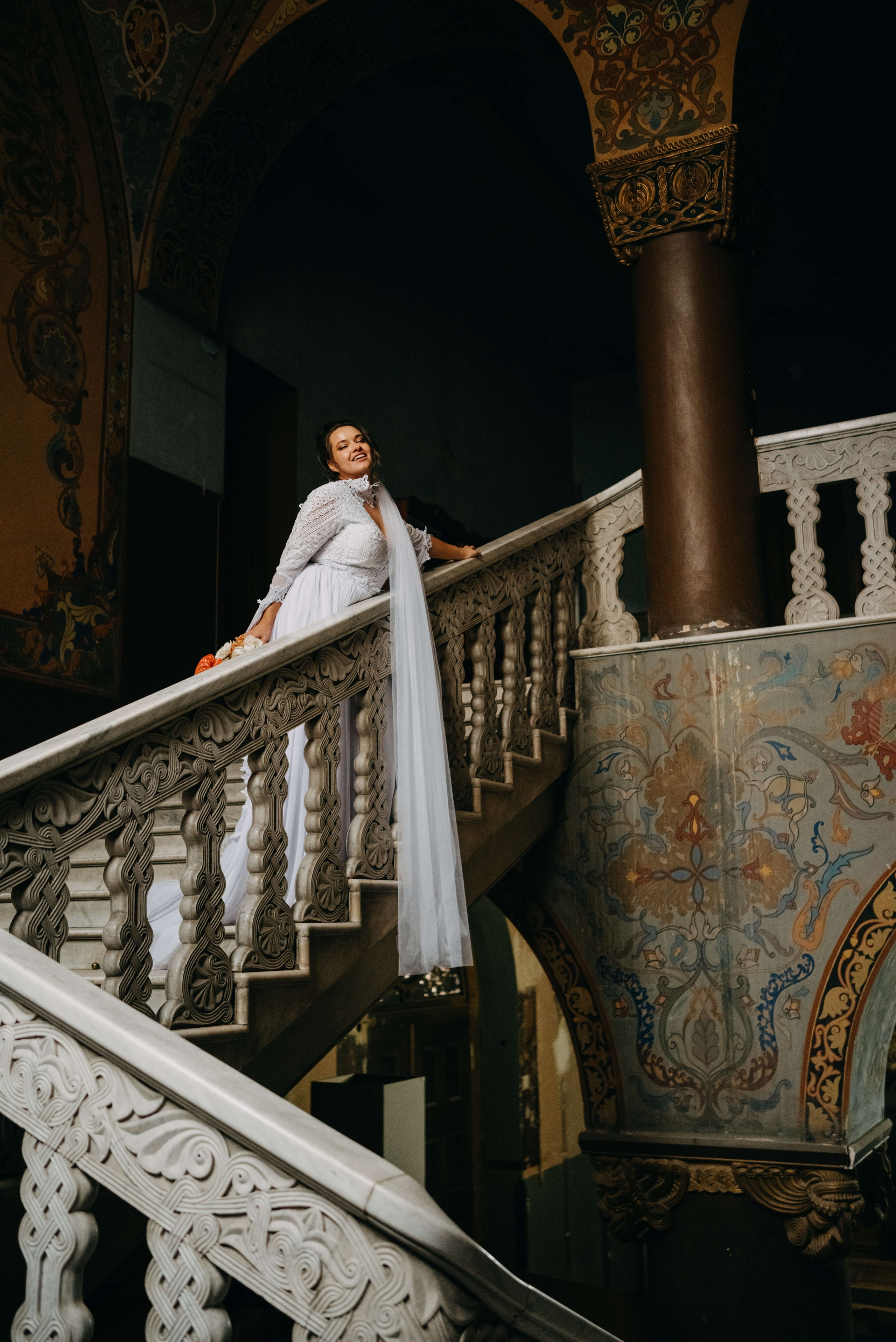 Анна & Виктор | сборы, роспись и прогулка. Портретный и свадебный фотограф в Тбилиси • xeniqo