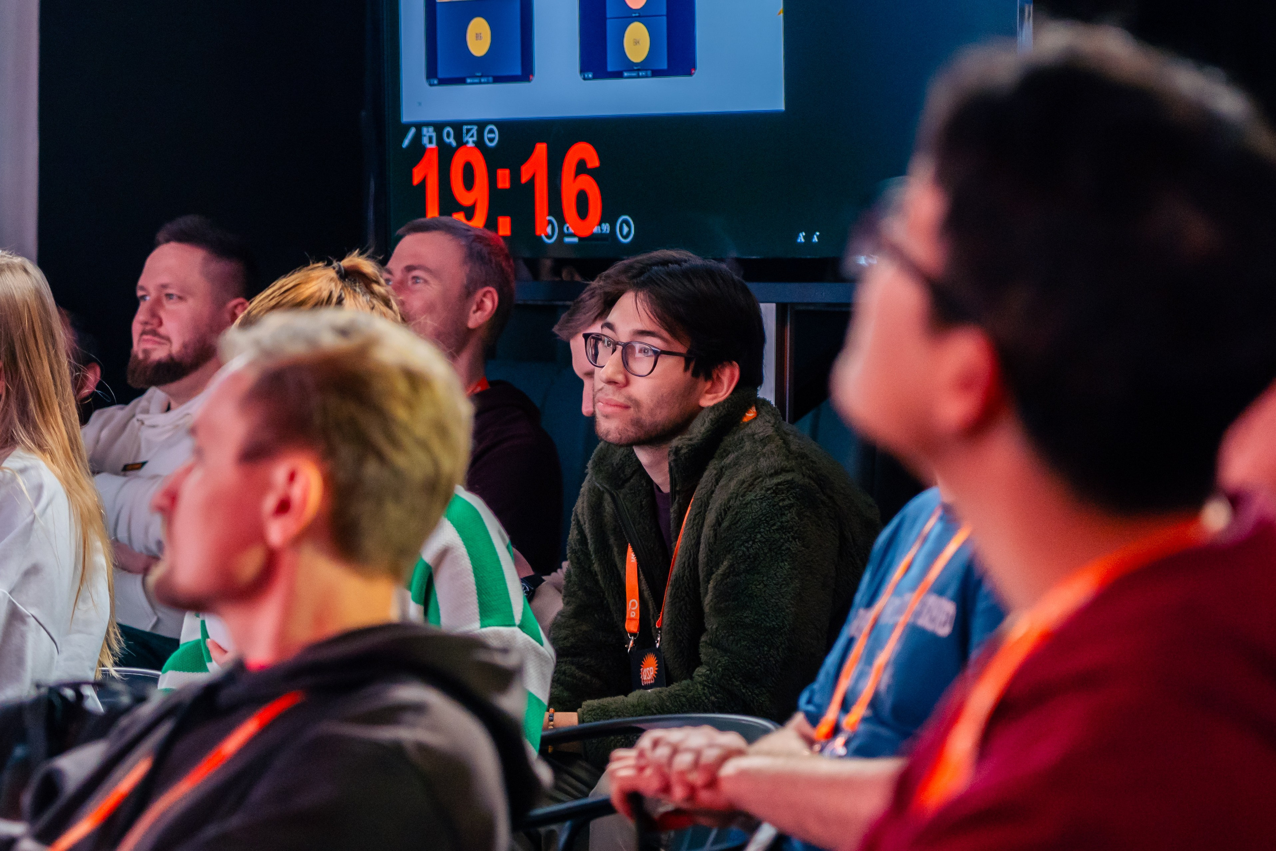 QIWI Server Party. Главная