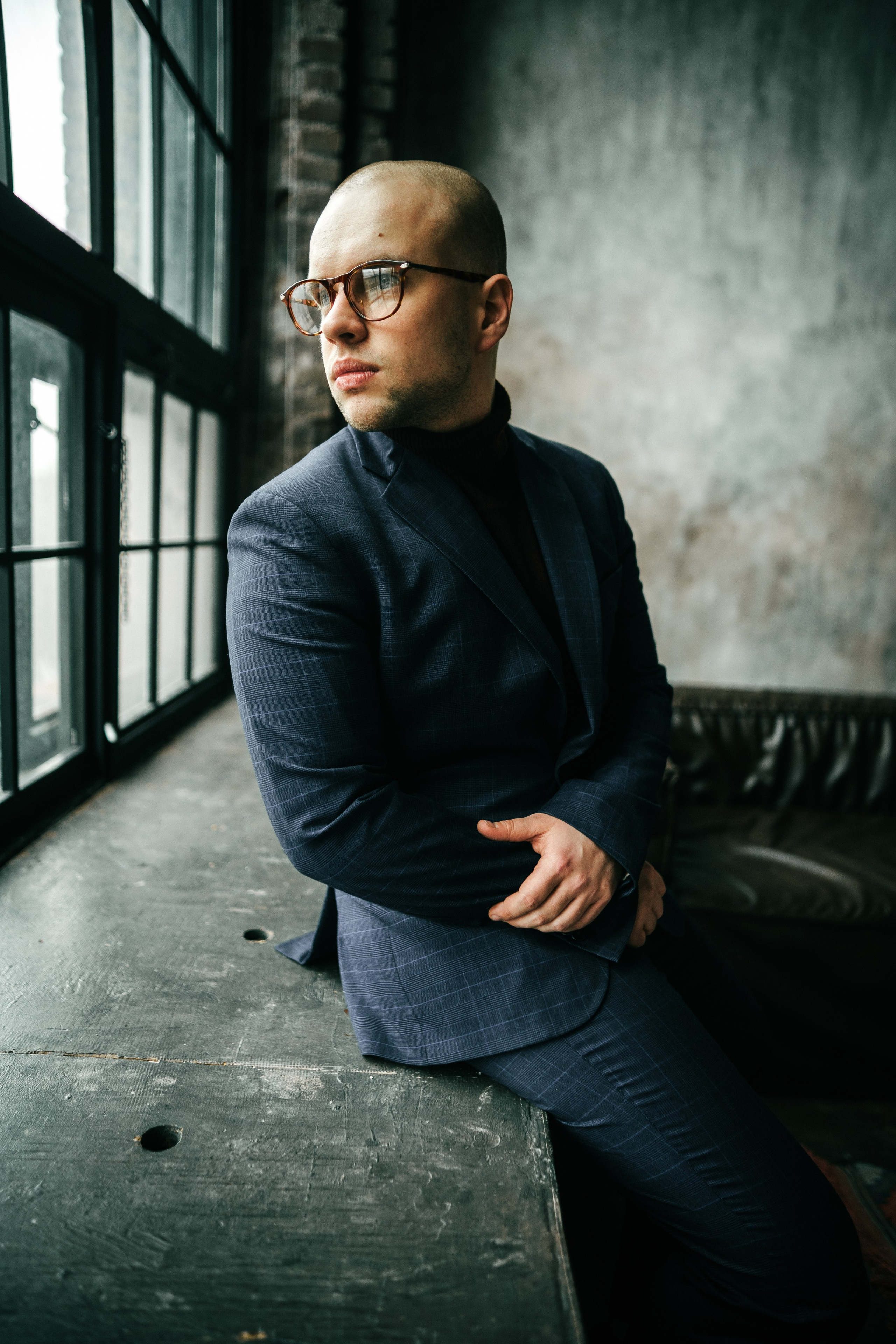 Кирилл студия