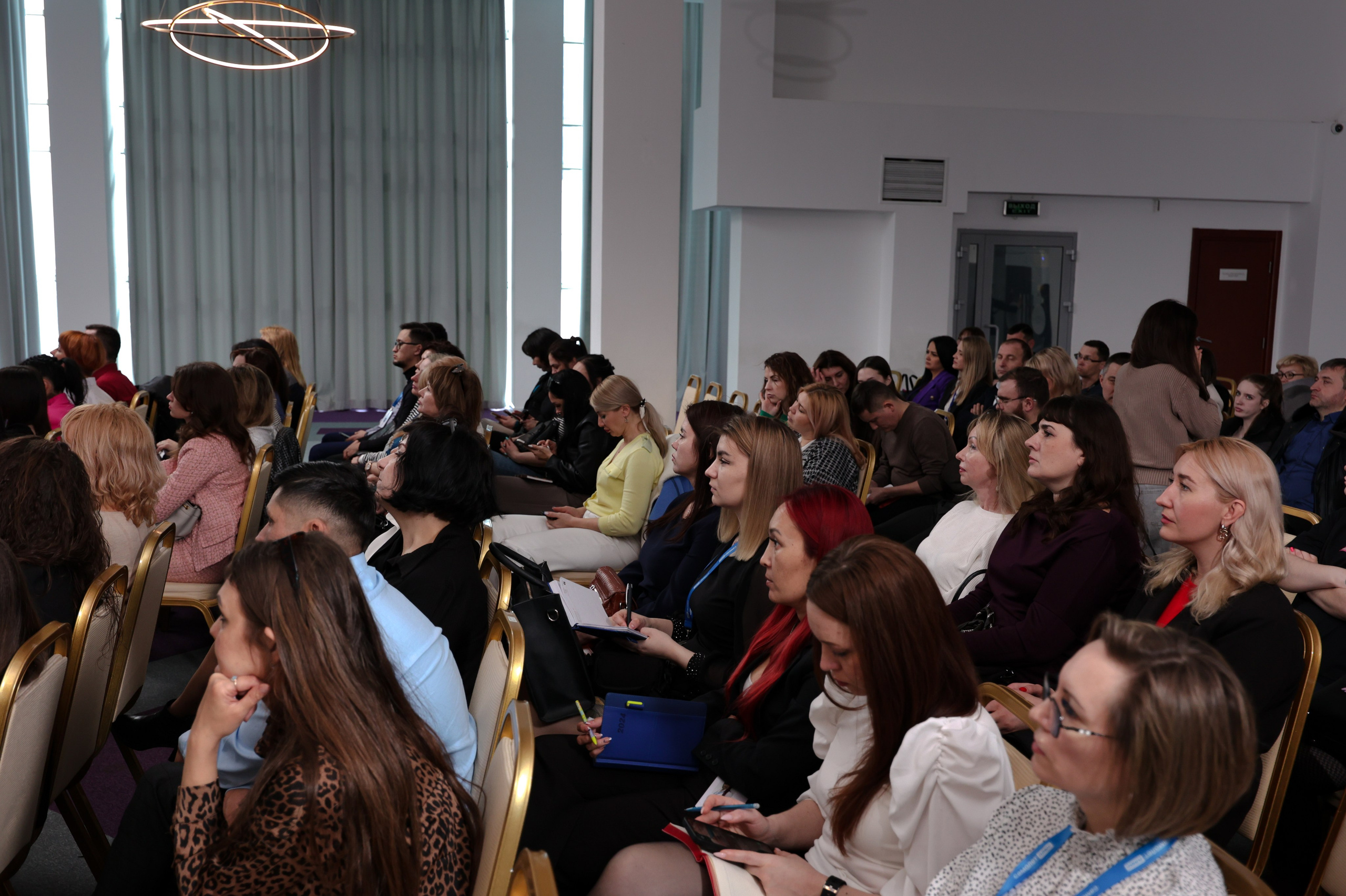 Конференция в Grand Hotel. Свадебный фотограф Астрахань