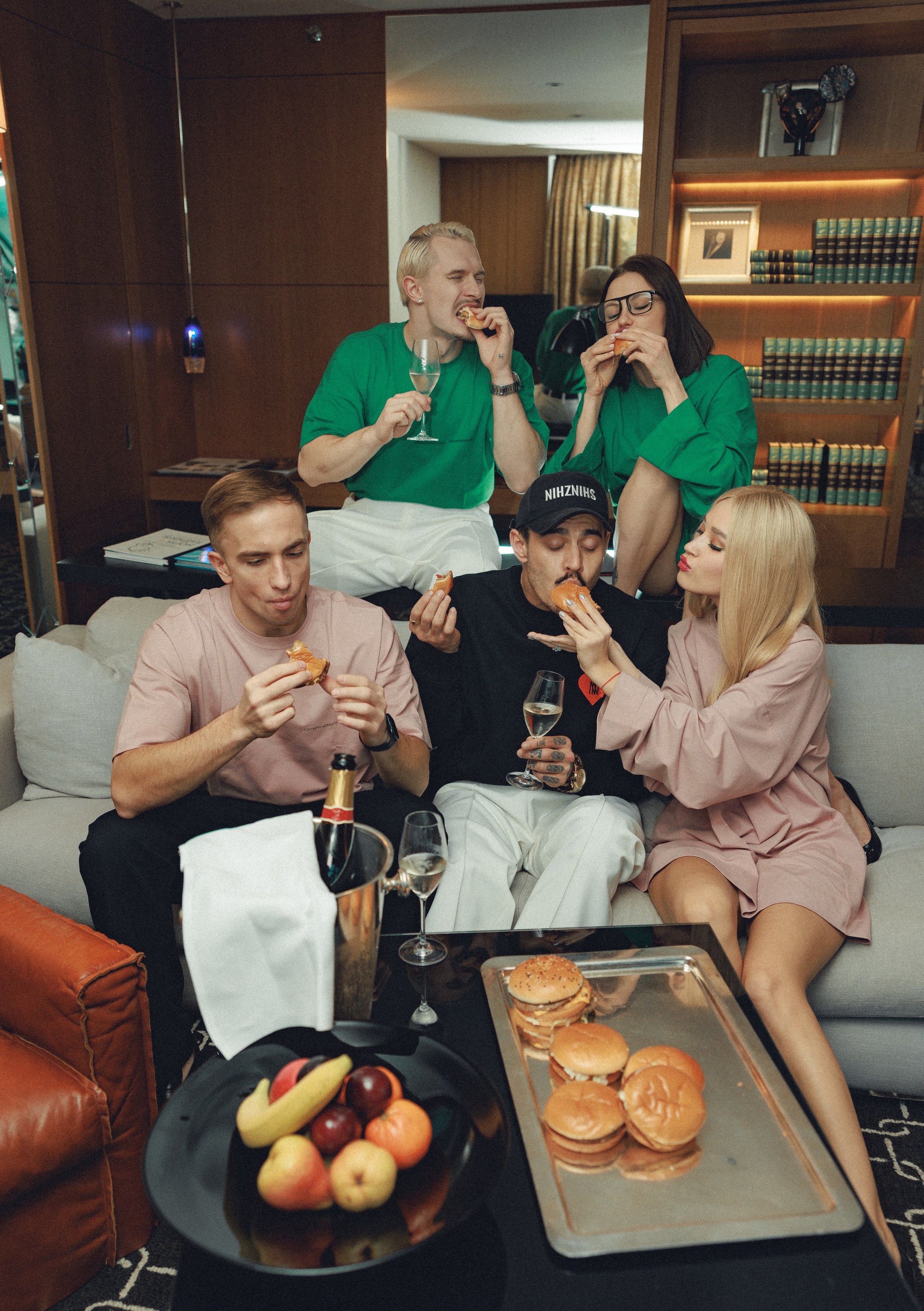 БРЕНД ОДЕЖДЫ NIHZNISH. Звездный Фотограф Александр Ласкин в Москве, #САМЫЙЛАСКОВЫЙФОТОГРАФ