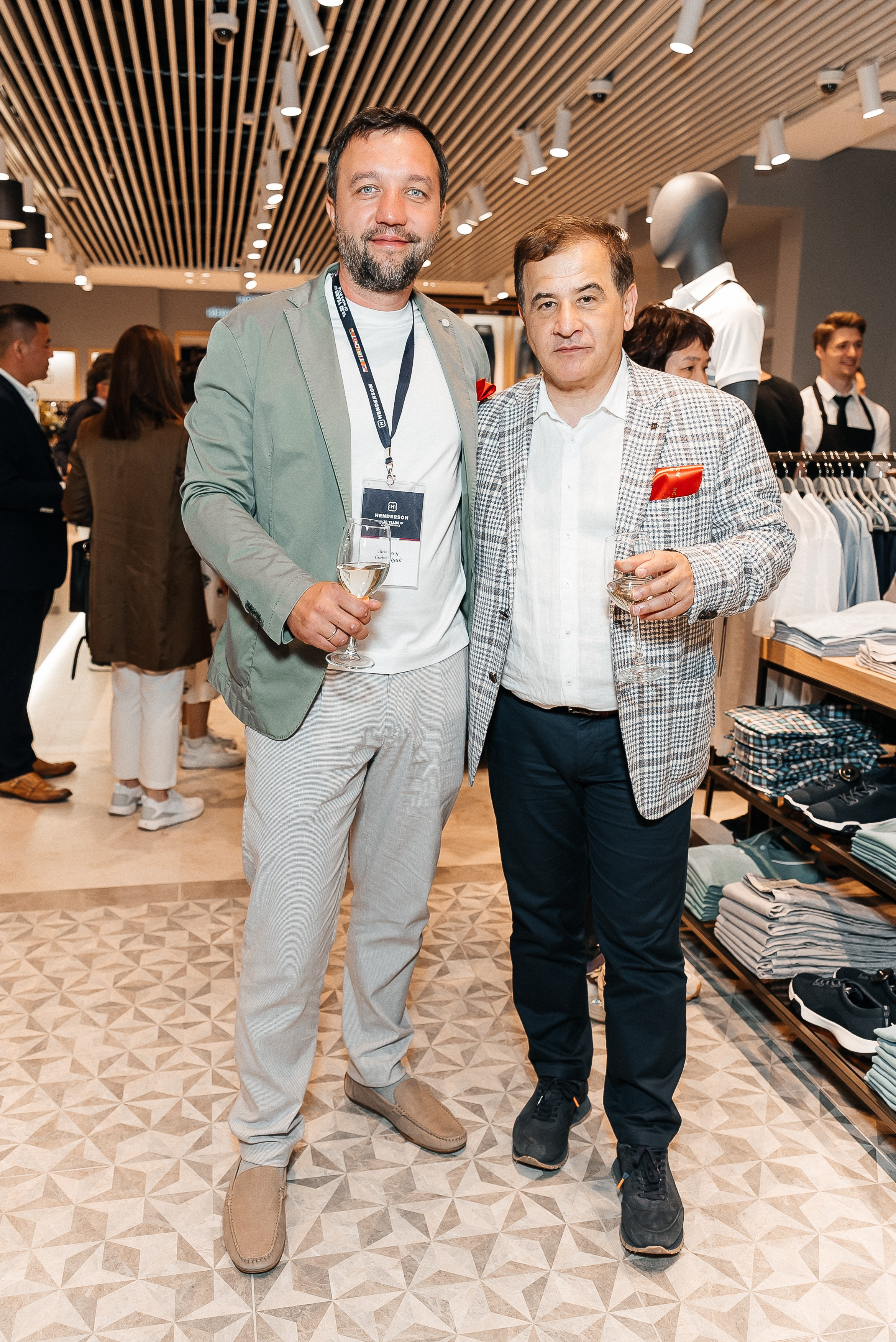 Henderson. Павел Краснов — Свадебный и репортажный фотограф в Москве