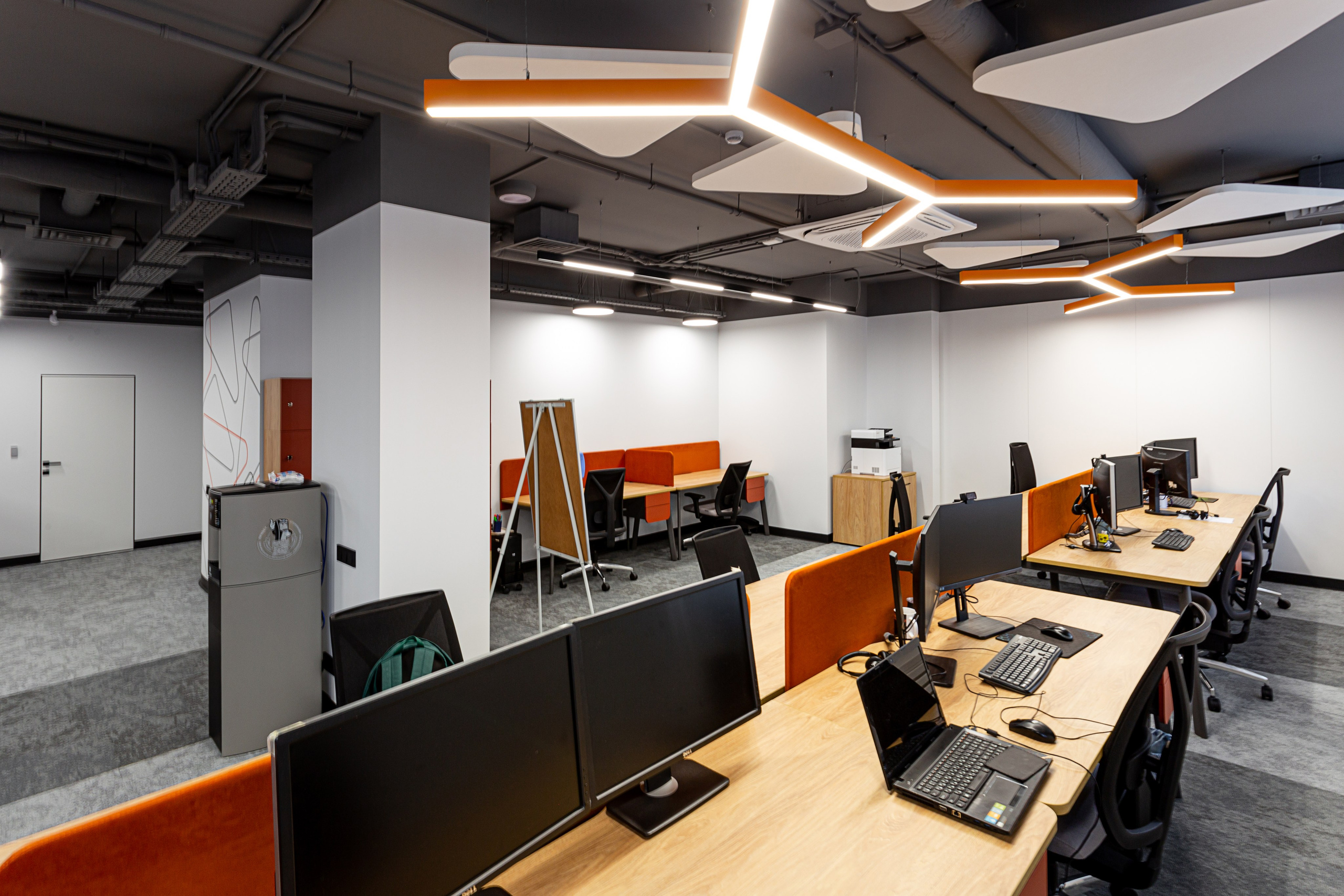 Офисы Инфотех. Контент фотограф, съемка для маркетплейсов, фуд съемка и репортажи в Новосибирске Ралия Галеева