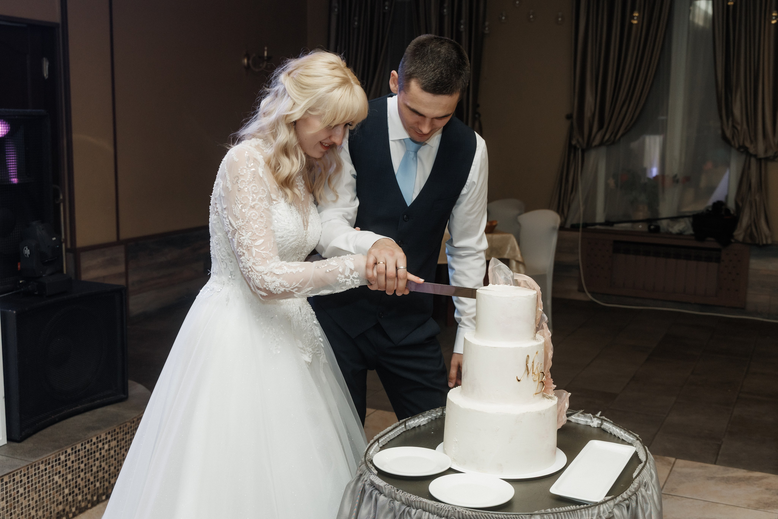 Михаил и Виктория. Свадебный и семейный фотограф в г. Волхов Алексей Кочерыжкин