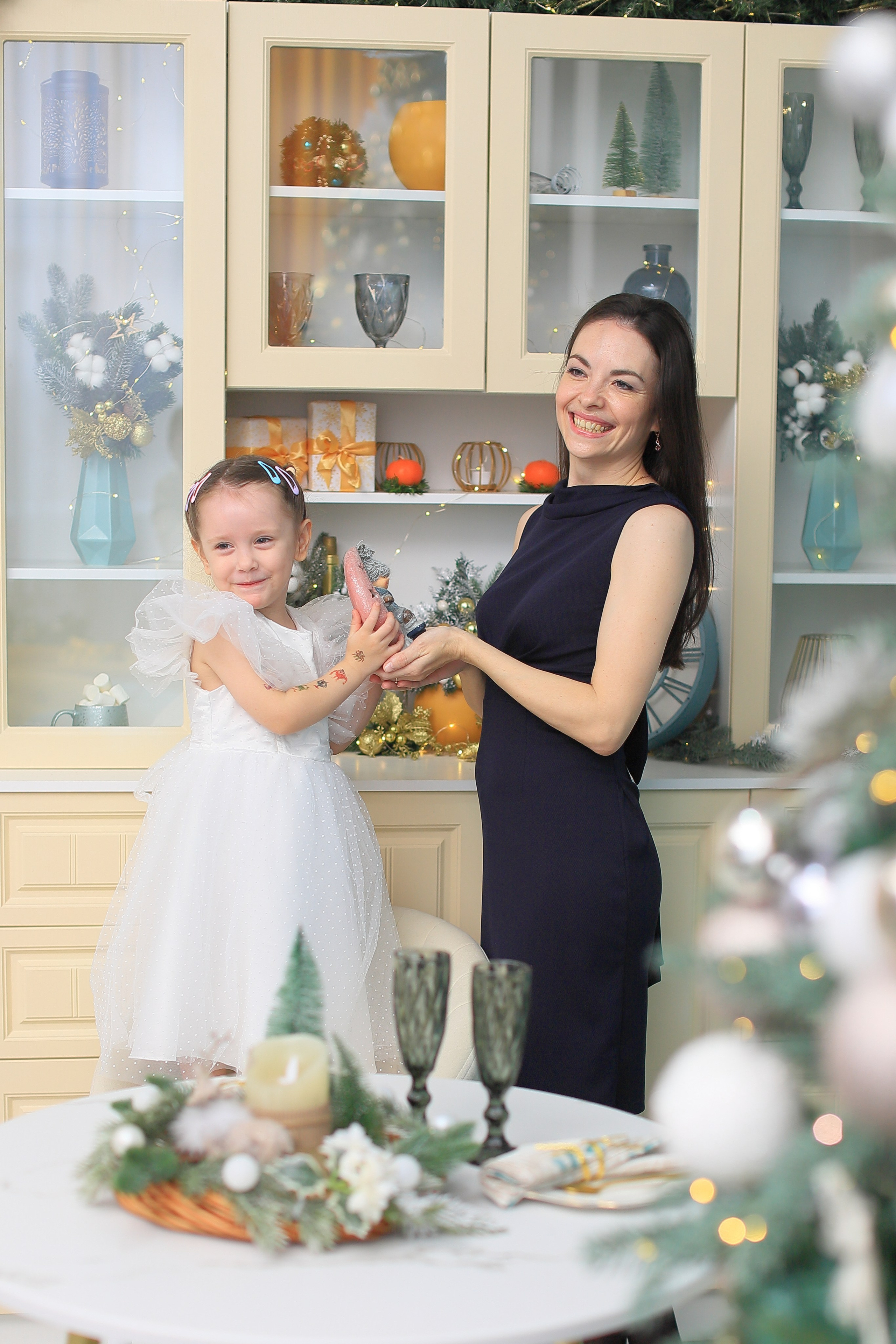 Семейные фотосессии в интерьере. Интерьерная фотостудия Toffee Studio