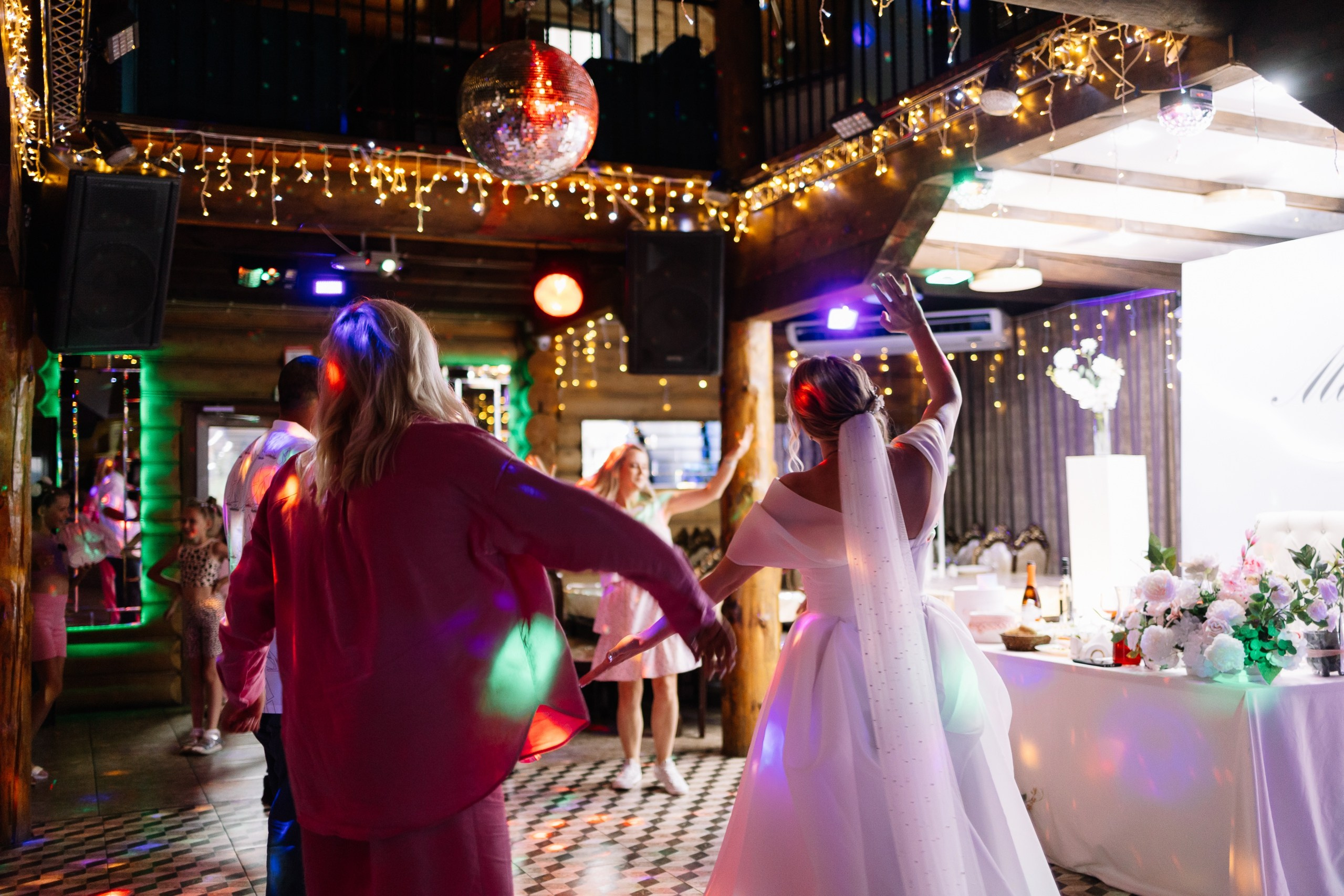 Банкет Дарья и Максим. Свадебный Фотограф в Иркутске Екатерина Елисеева