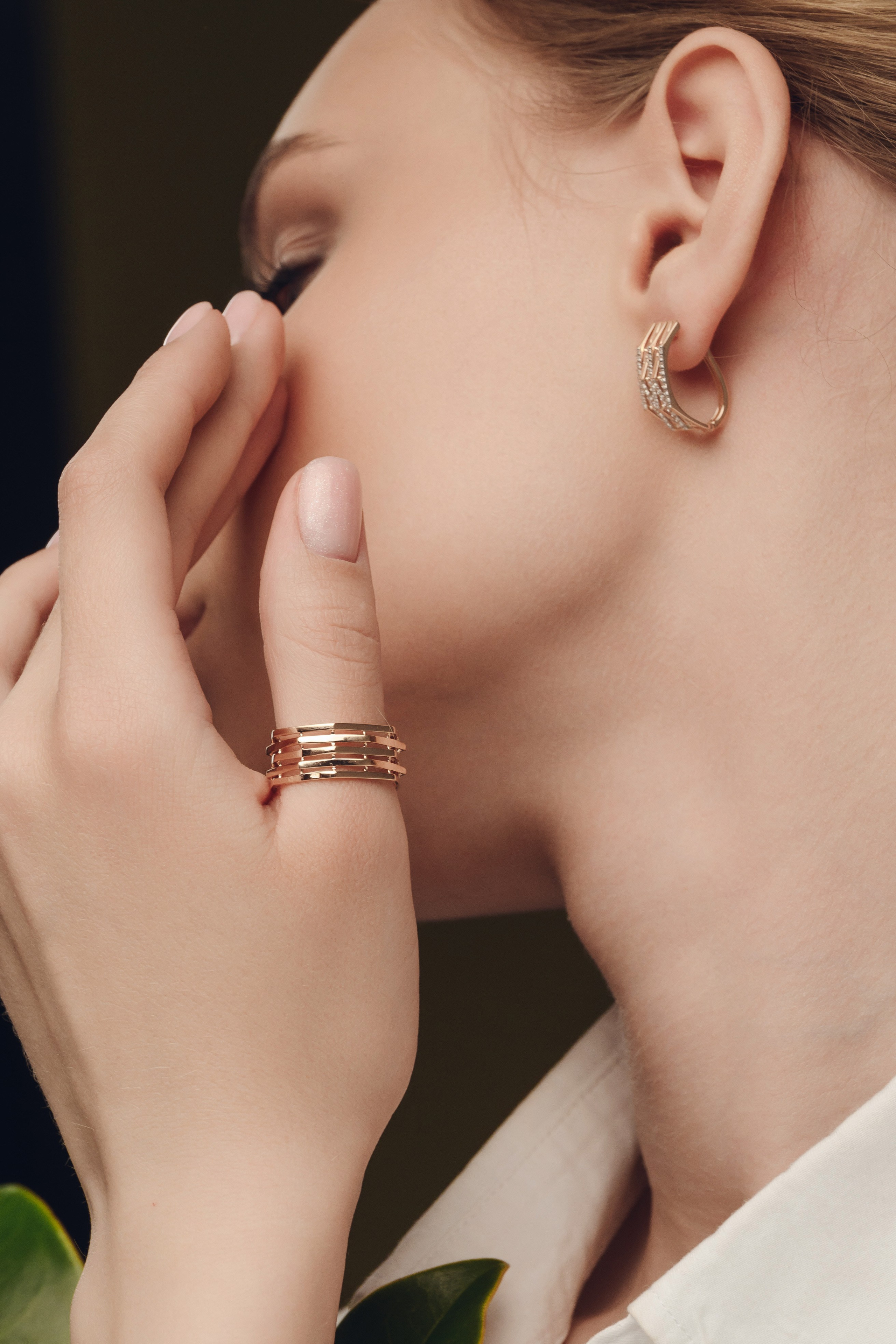 585 Золотой Евразия