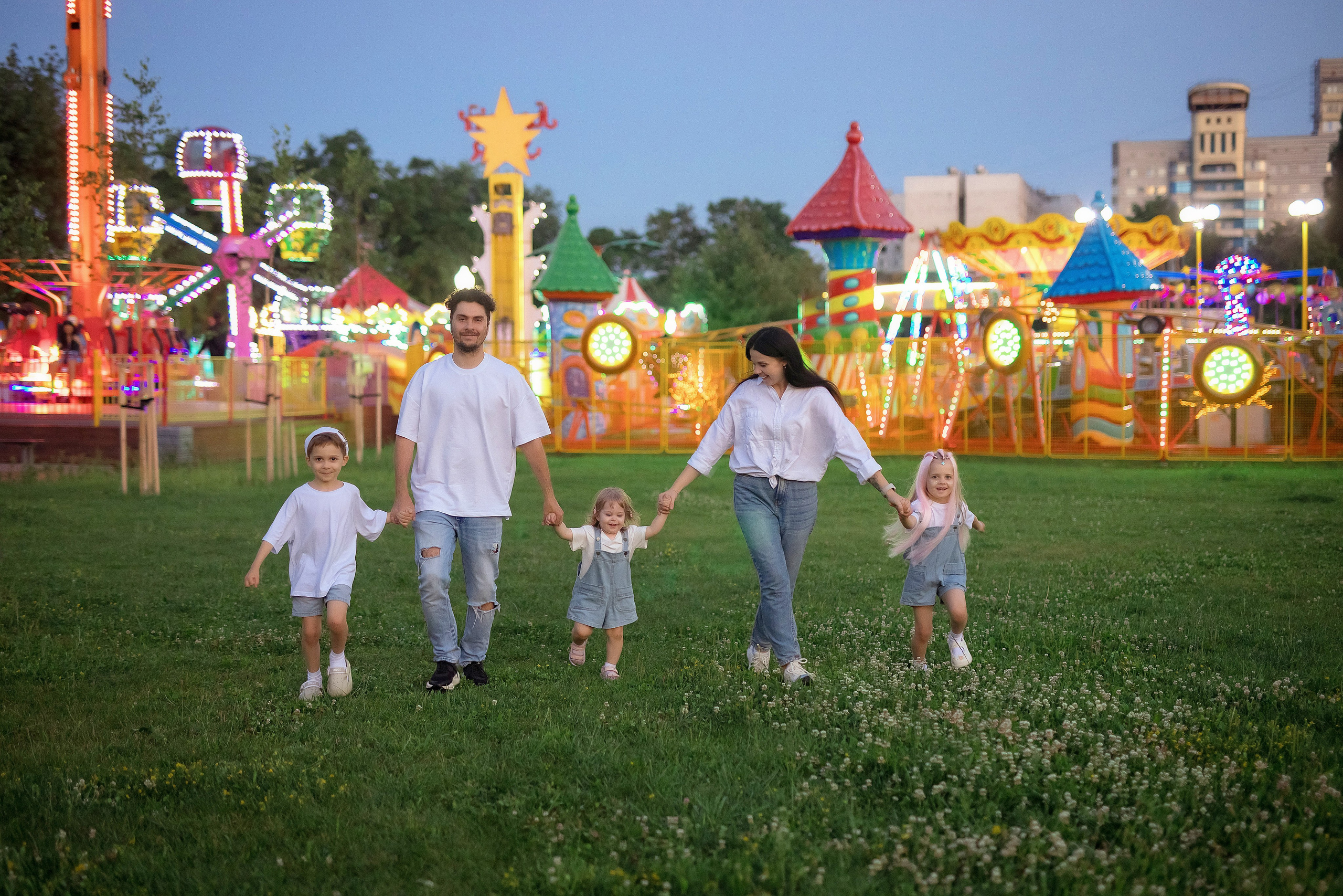 Варюша, Витюша и Аврора. Фотограф на крещение и венчание
