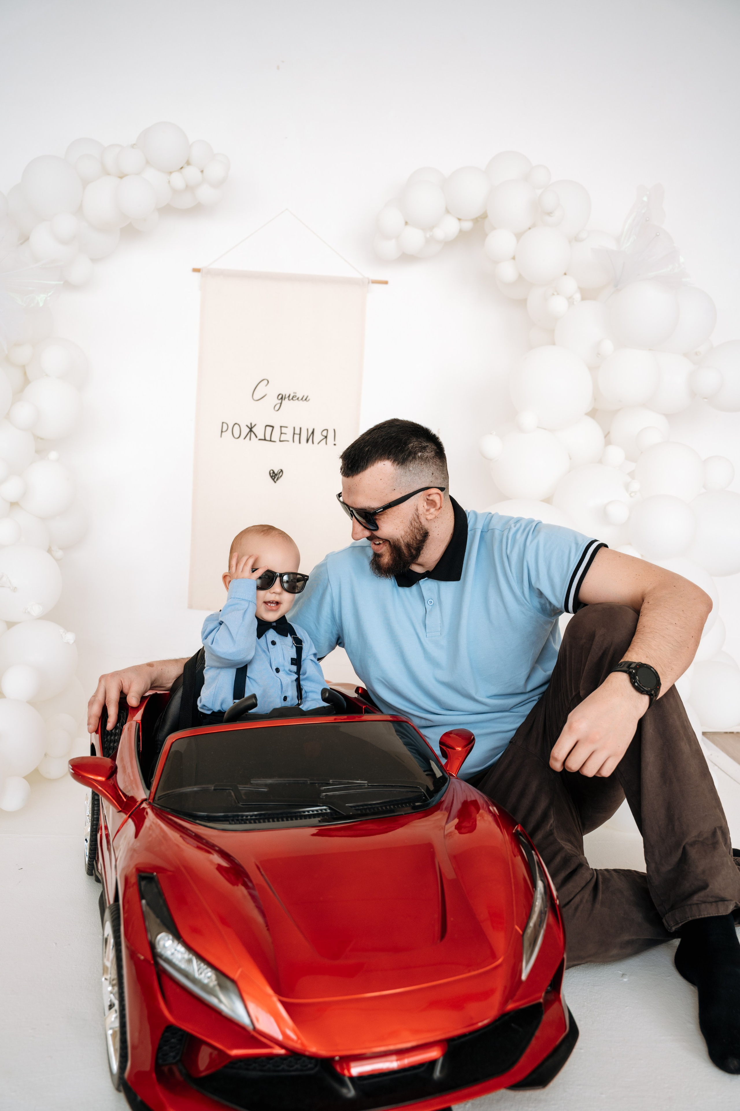 Красное ламбо. Семейный и свадебный фотограф в Ульяновске Арина Авдеева