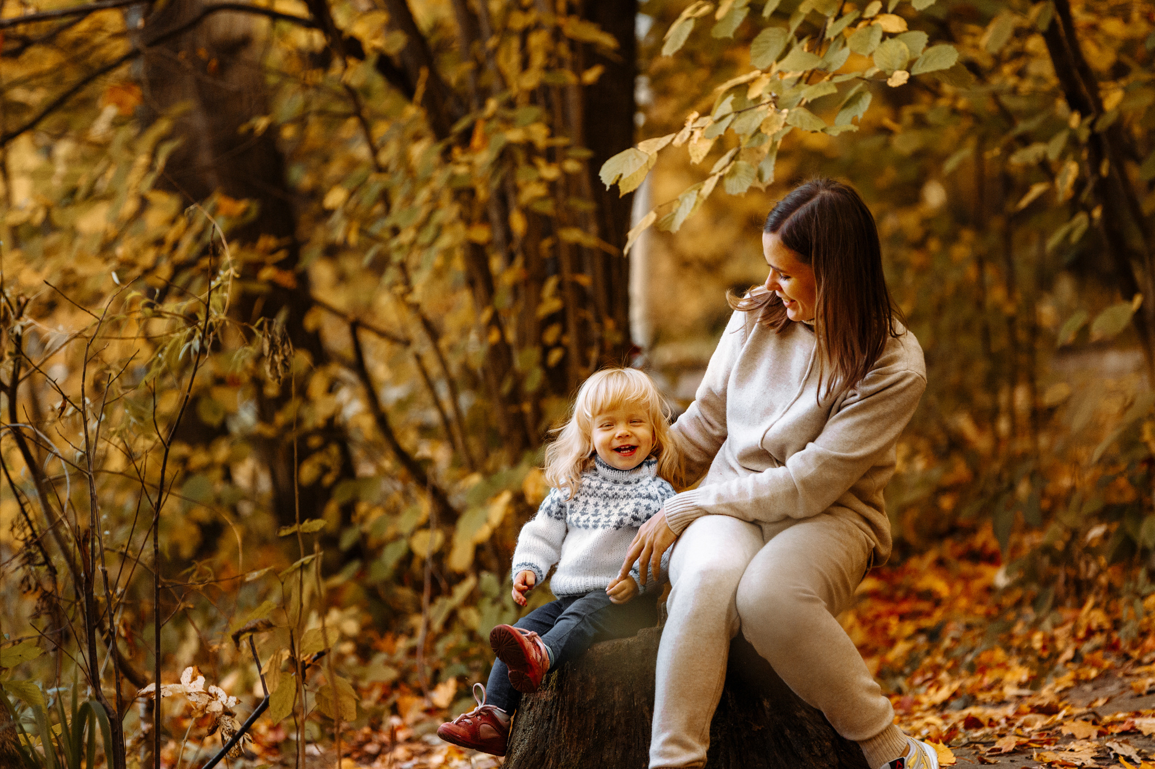 Фотограф Анна Руданова Осенняя фотопрогулка. Саша , Алена и Алиса