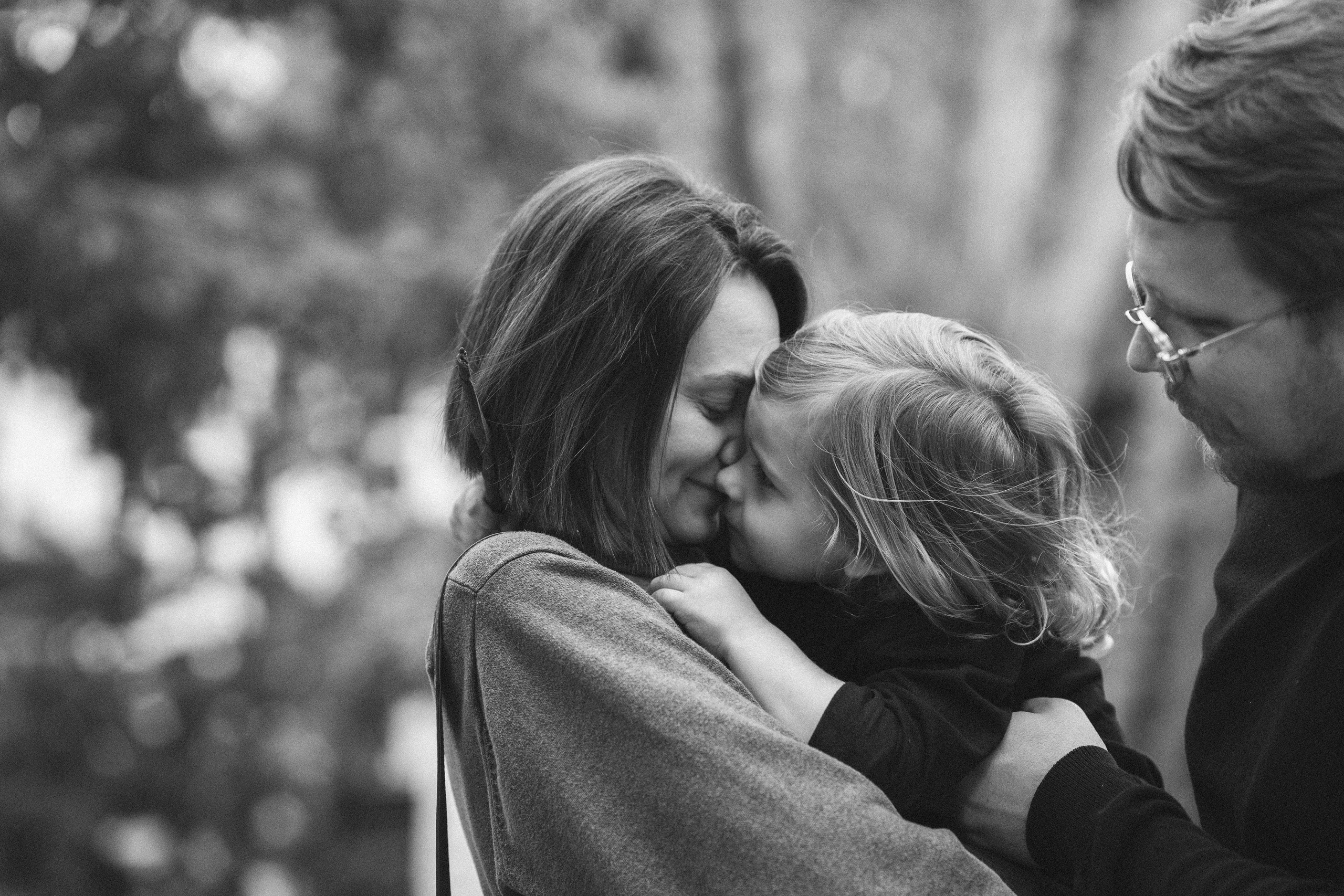 …история о прогулке в старом городе и семье. Марковы: фото, видео, кино и книги