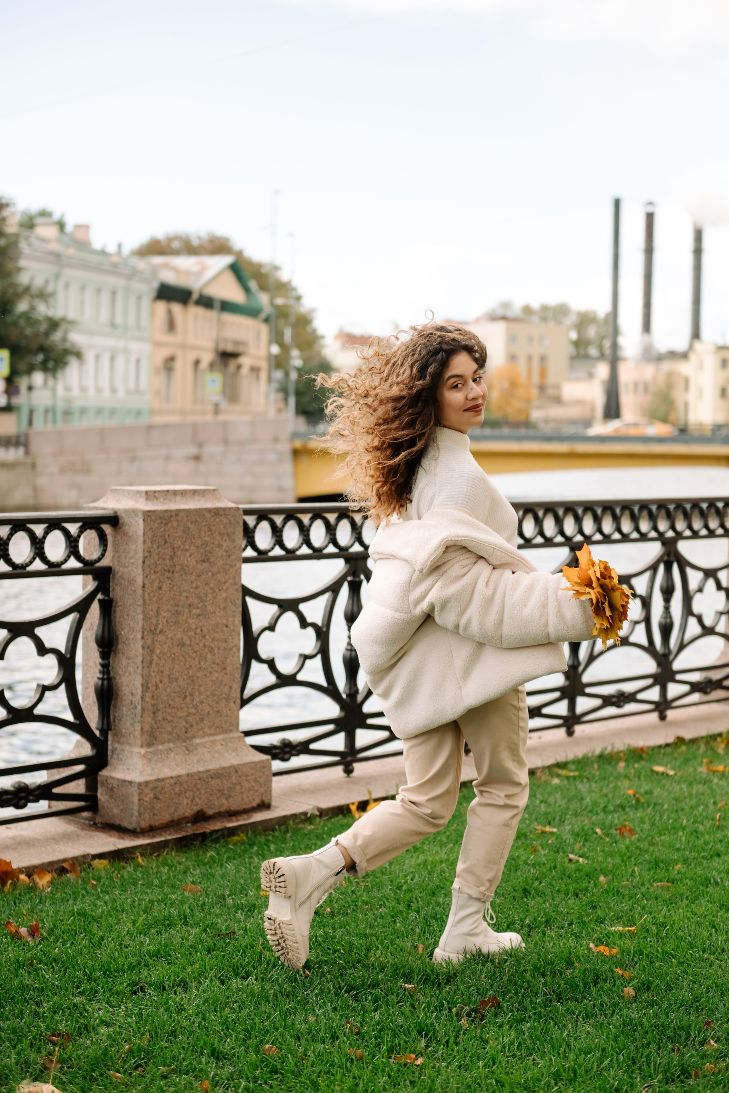 Осенняя фотосессия в Питере Новая Голландия. Свадебный и сеейный фотограф в Санкт-Петербурге Елена Худякова