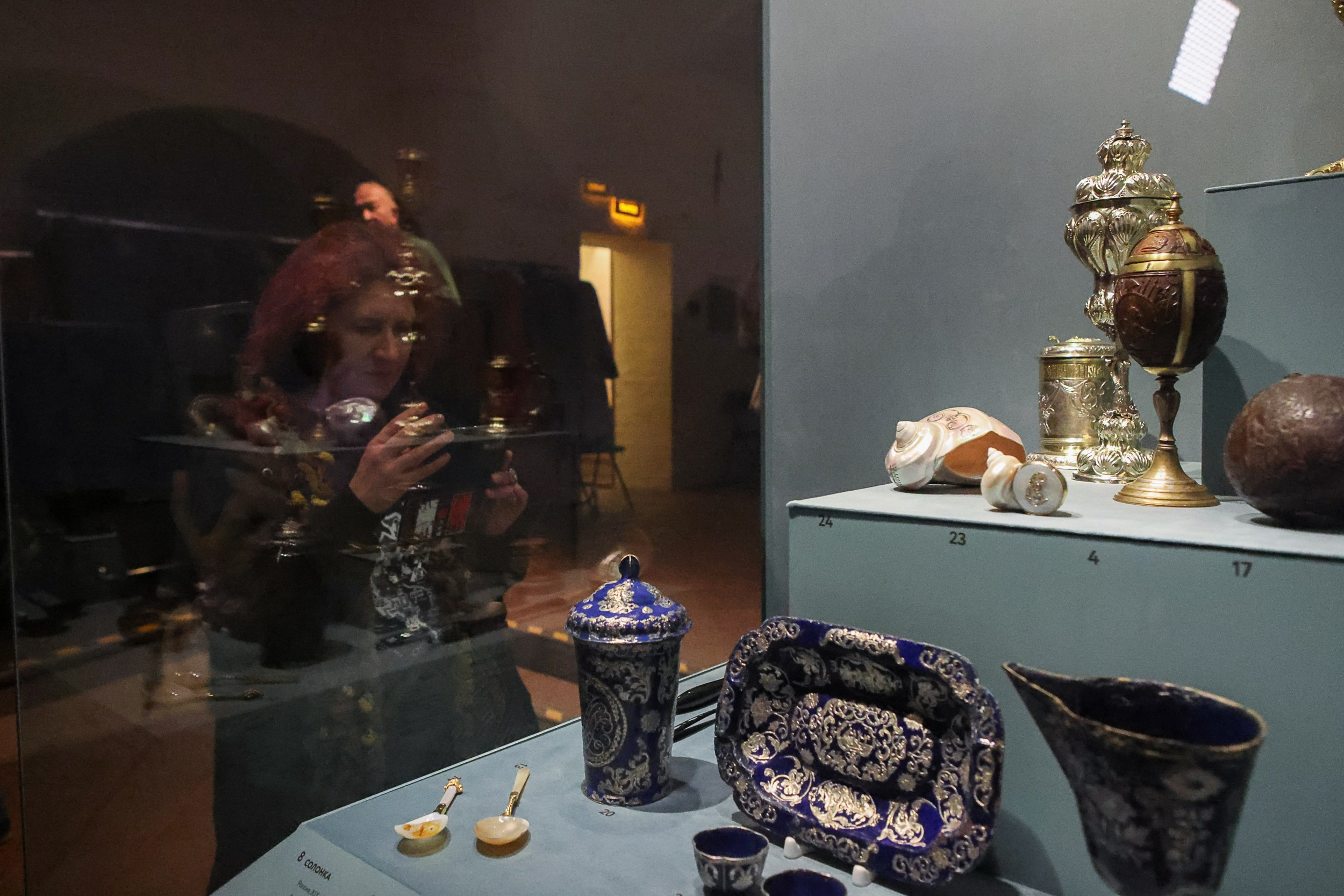 Кремль. Любители родной истории. Репортажный, архитектурный, театральный и файн-арт фотограф Лена Мельникова в Москве