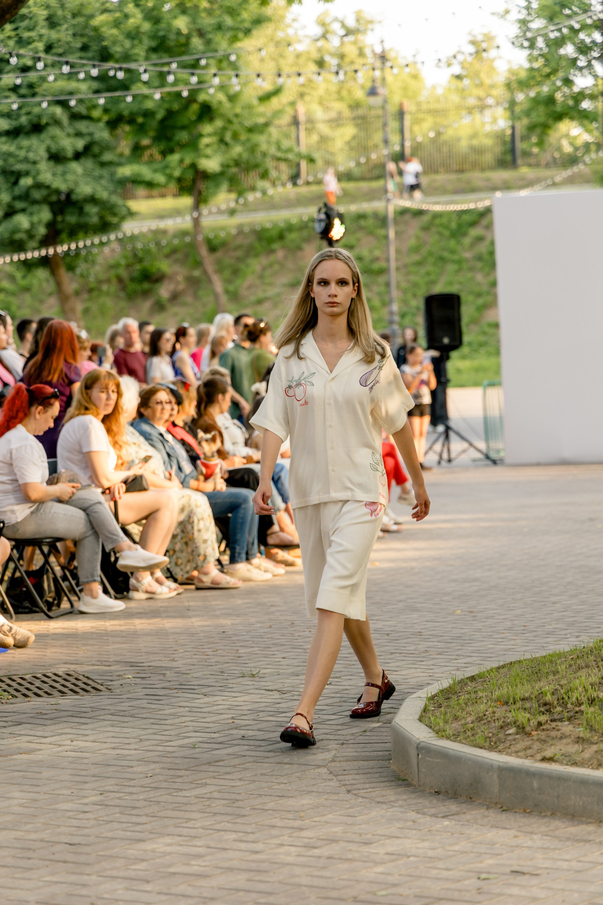 Smolensk Fashion Week 2025_показы_ДЕНЬ 1_ВЕЧЕРНИЙ ПОКАЗ_19:00. Главная