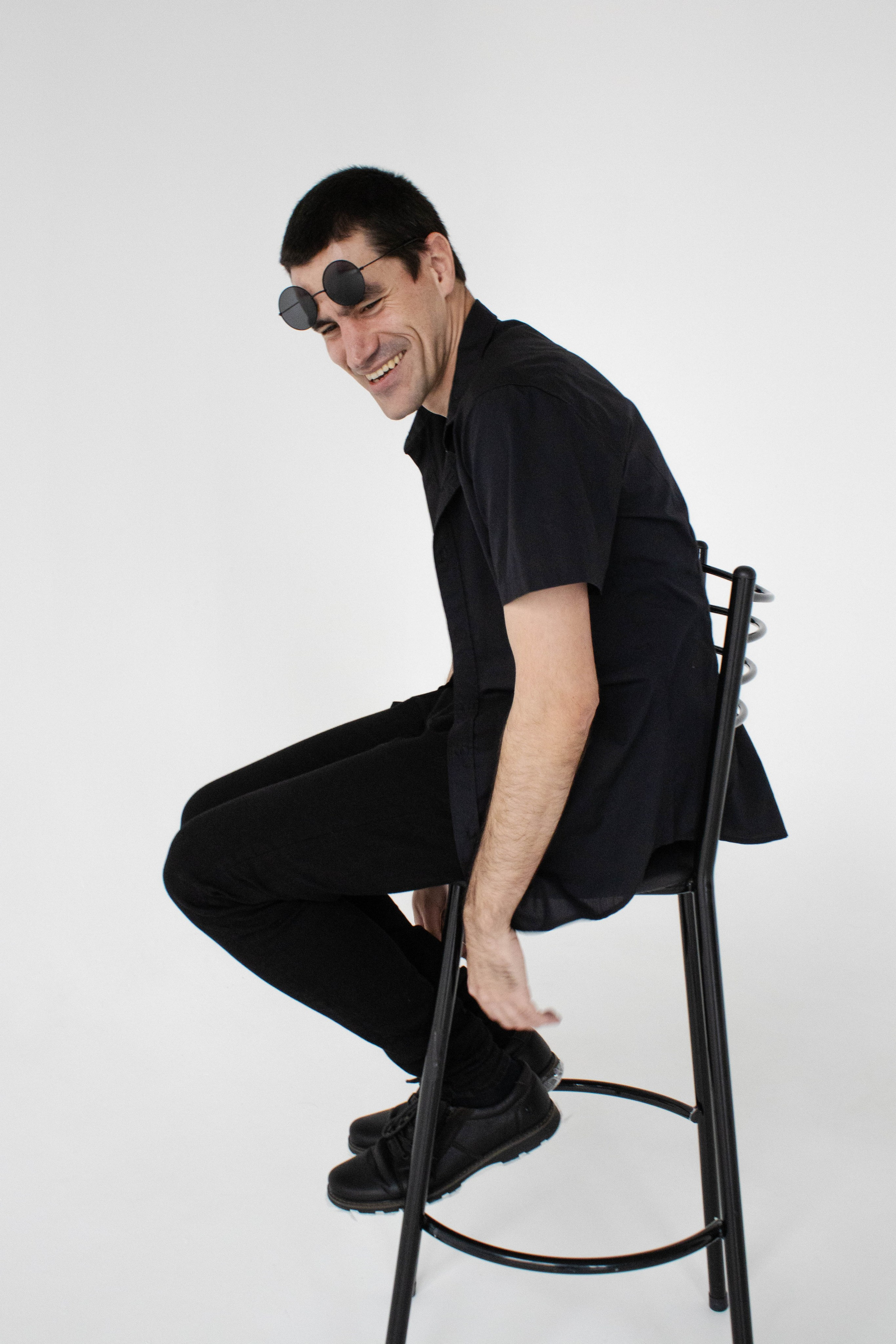 СТУДИЯ. Уличный фотограф Города N