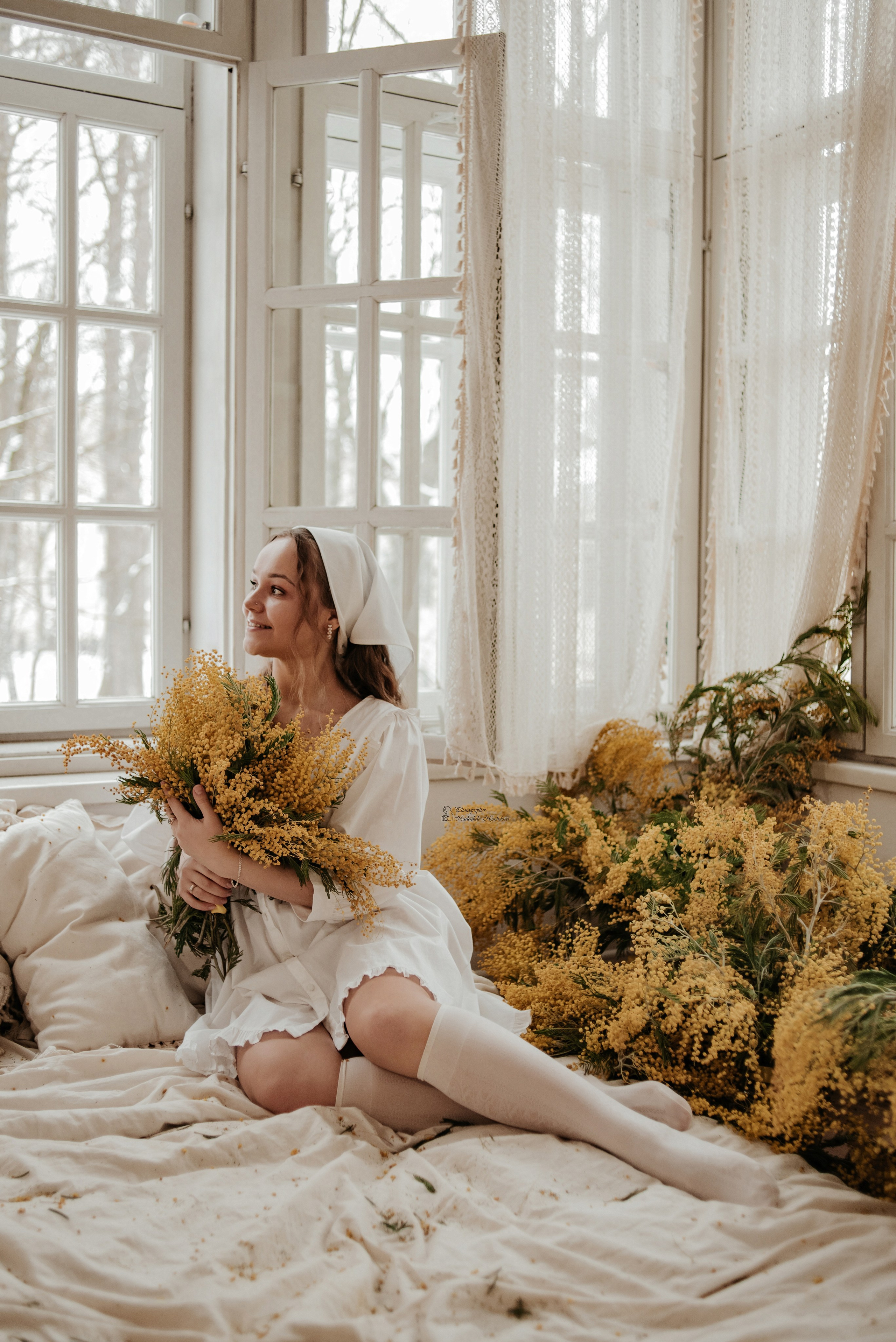 Фотограф: https://vk.com/capella.photo Модель: https://vk.com/lanasakuraa Организатор: https://vk.com/creative_photoday Место: https://vk.com/balcone.studio