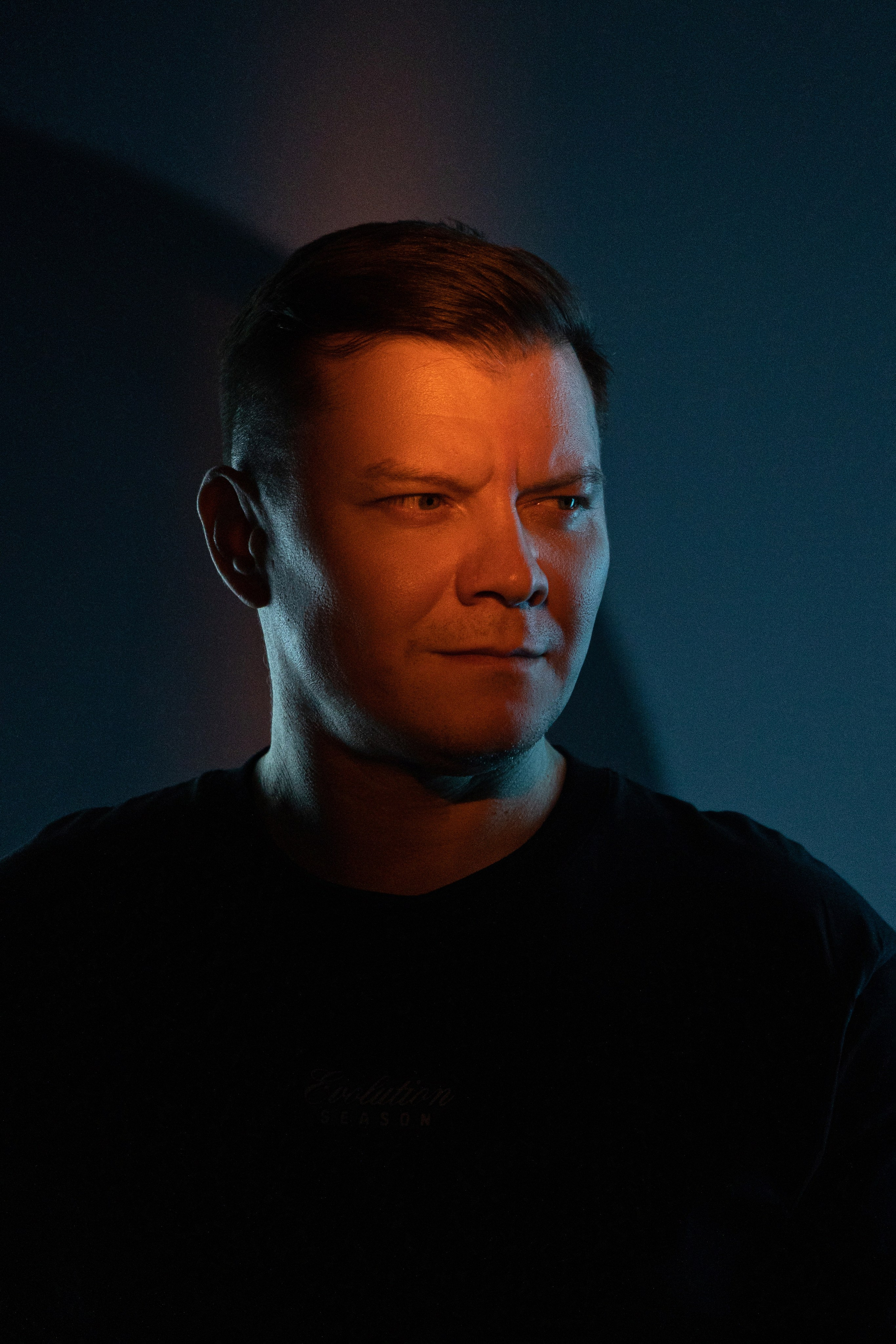 Портрет для рекламы DJ. Фотограф, видеограф