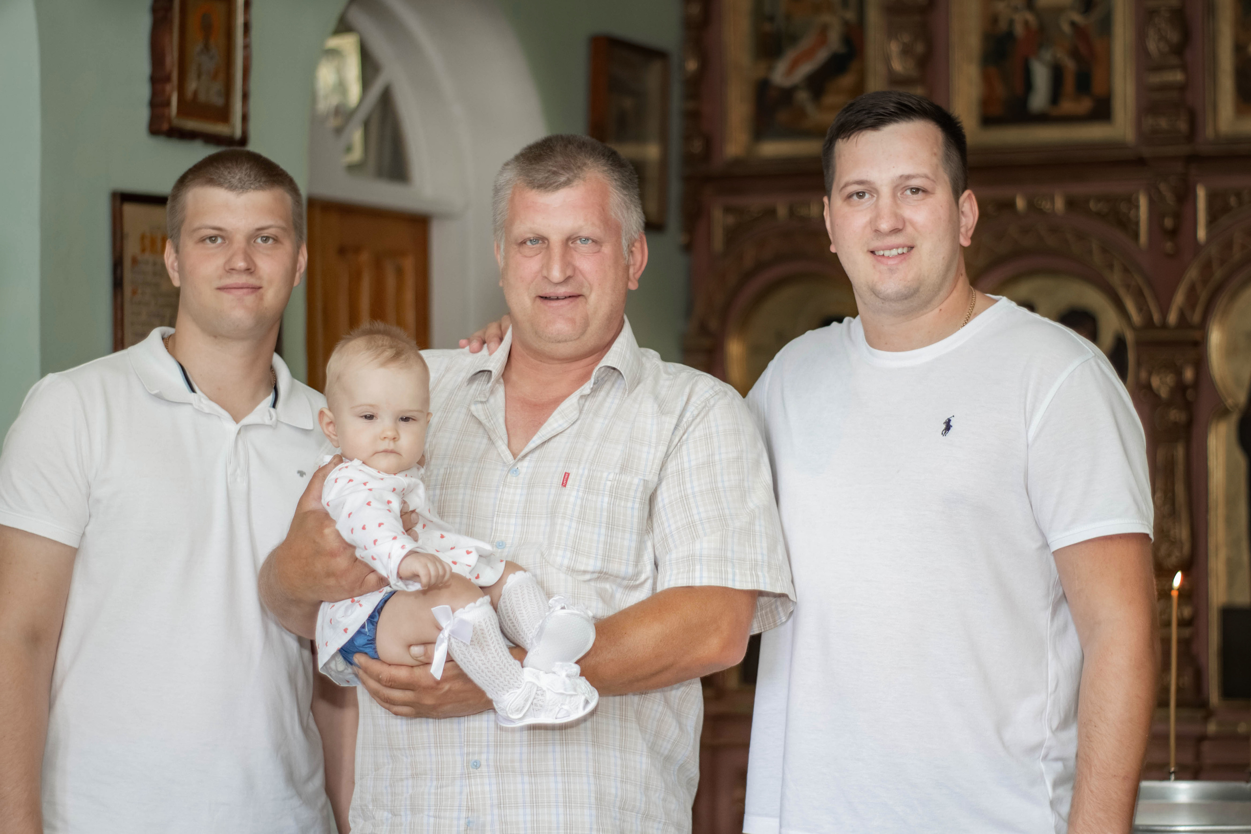 Крещение фотограф пятигорск. Фотограф на крещение Пятигорск. фотограф Таинств Крестины Анна: 8(928)307-37-21