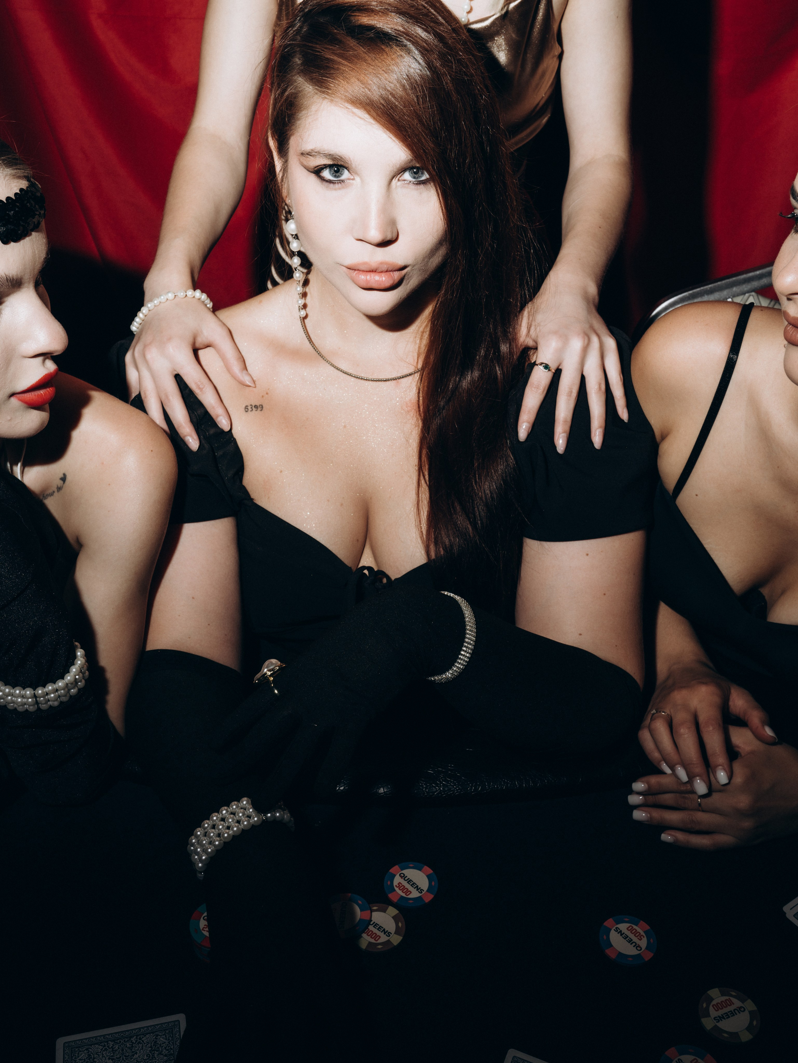 Покерный клуб QUEENS