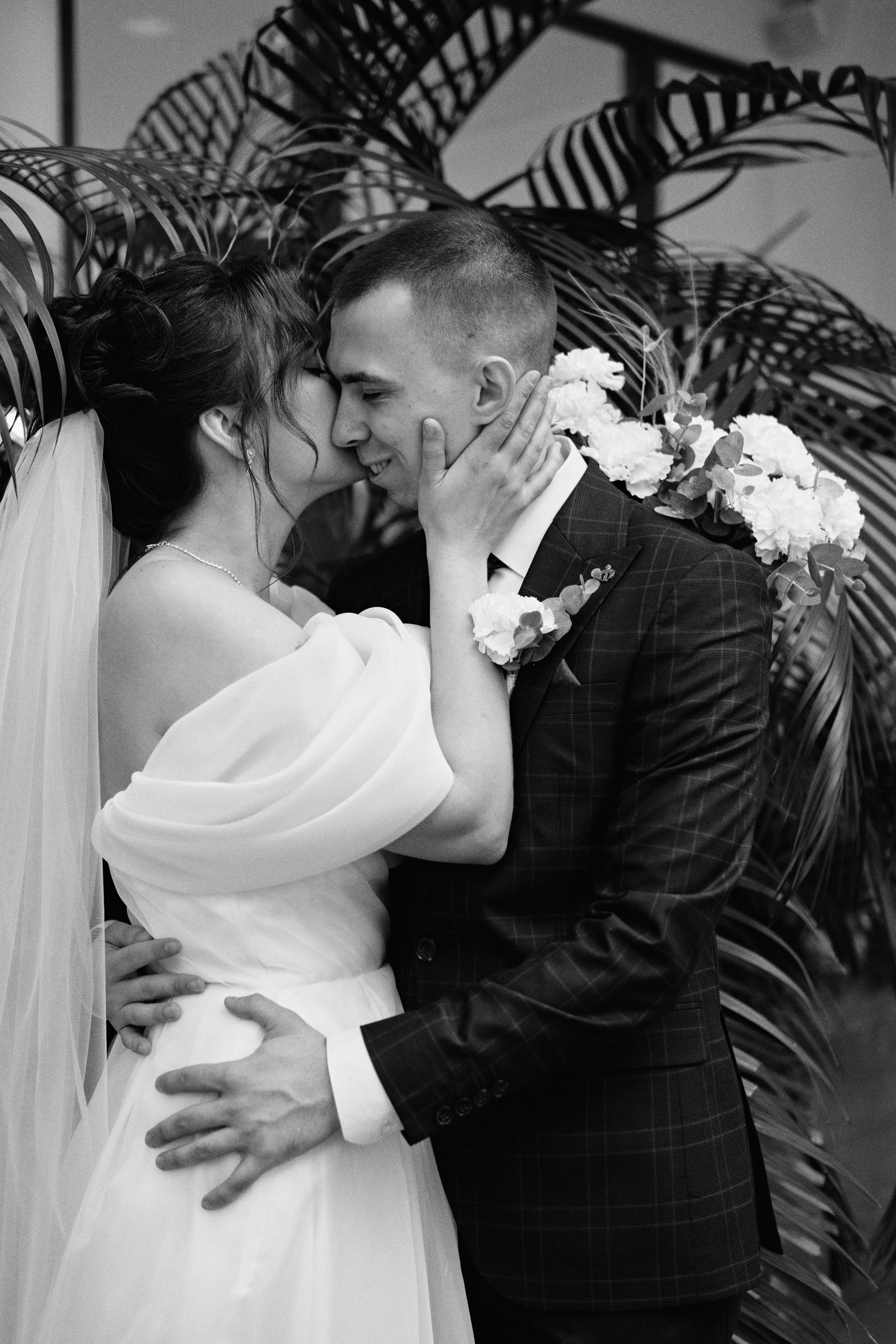 Свадебная фотосессия в СПб в студии. Семейные и свадебные фотосессии в СПб, в студии, на улице, на природе