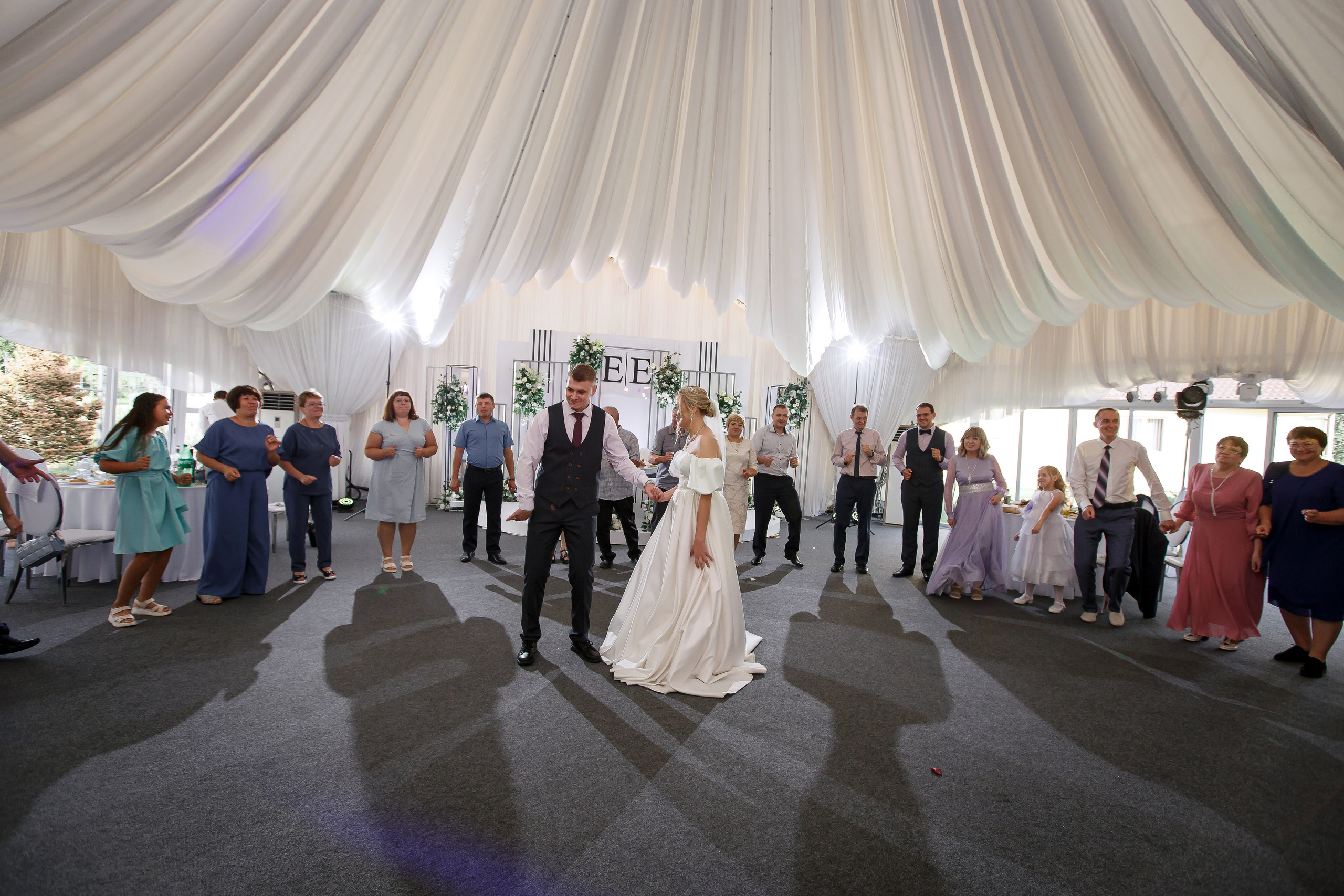 Екатерина и Евгений. Свадебный фотограф в Омске Яна Савина