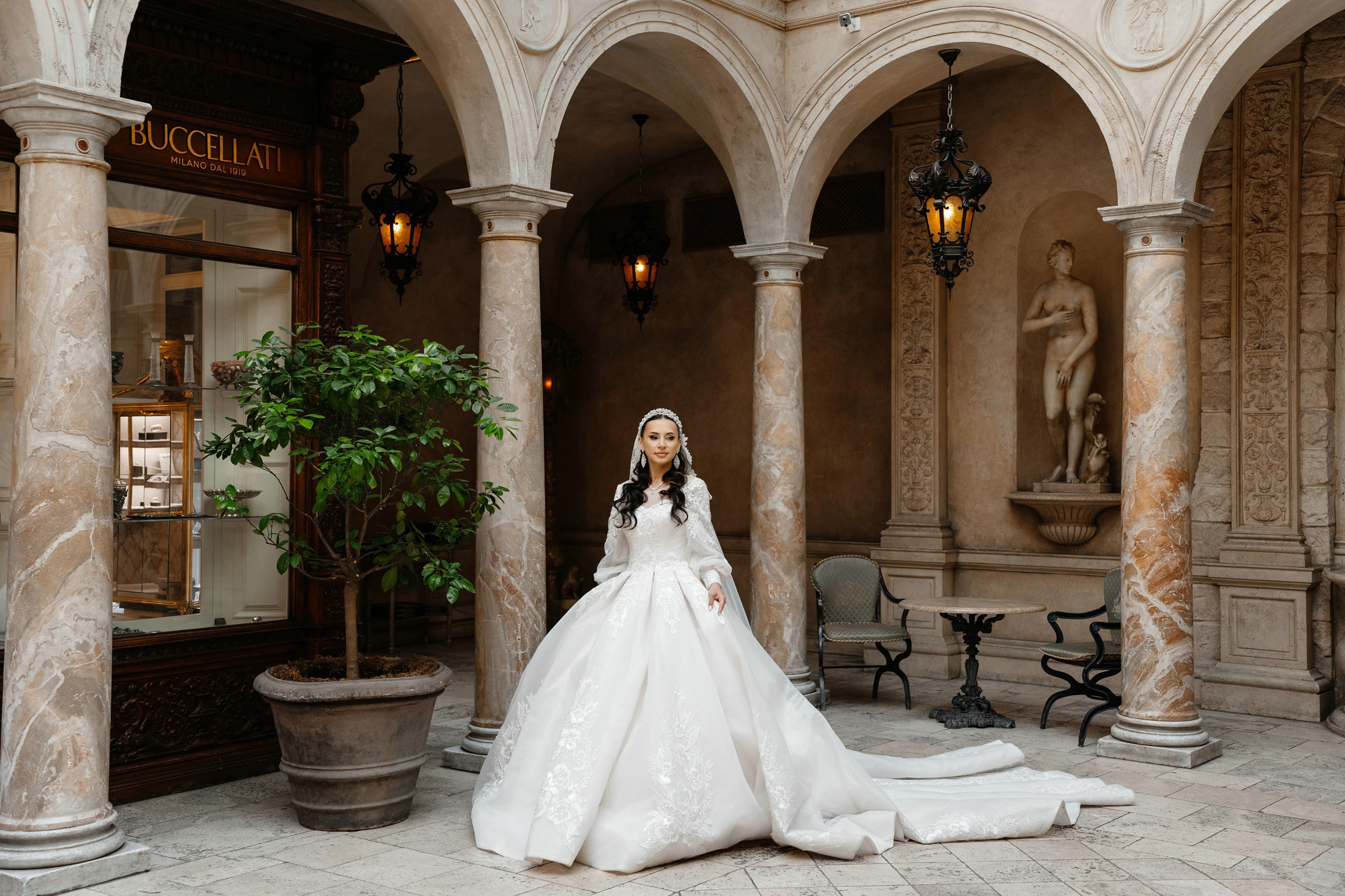 Свадебная фотосессия в ресторане Турандот. Свадебный и семейный фотограф в Москве Светлана Зоткина