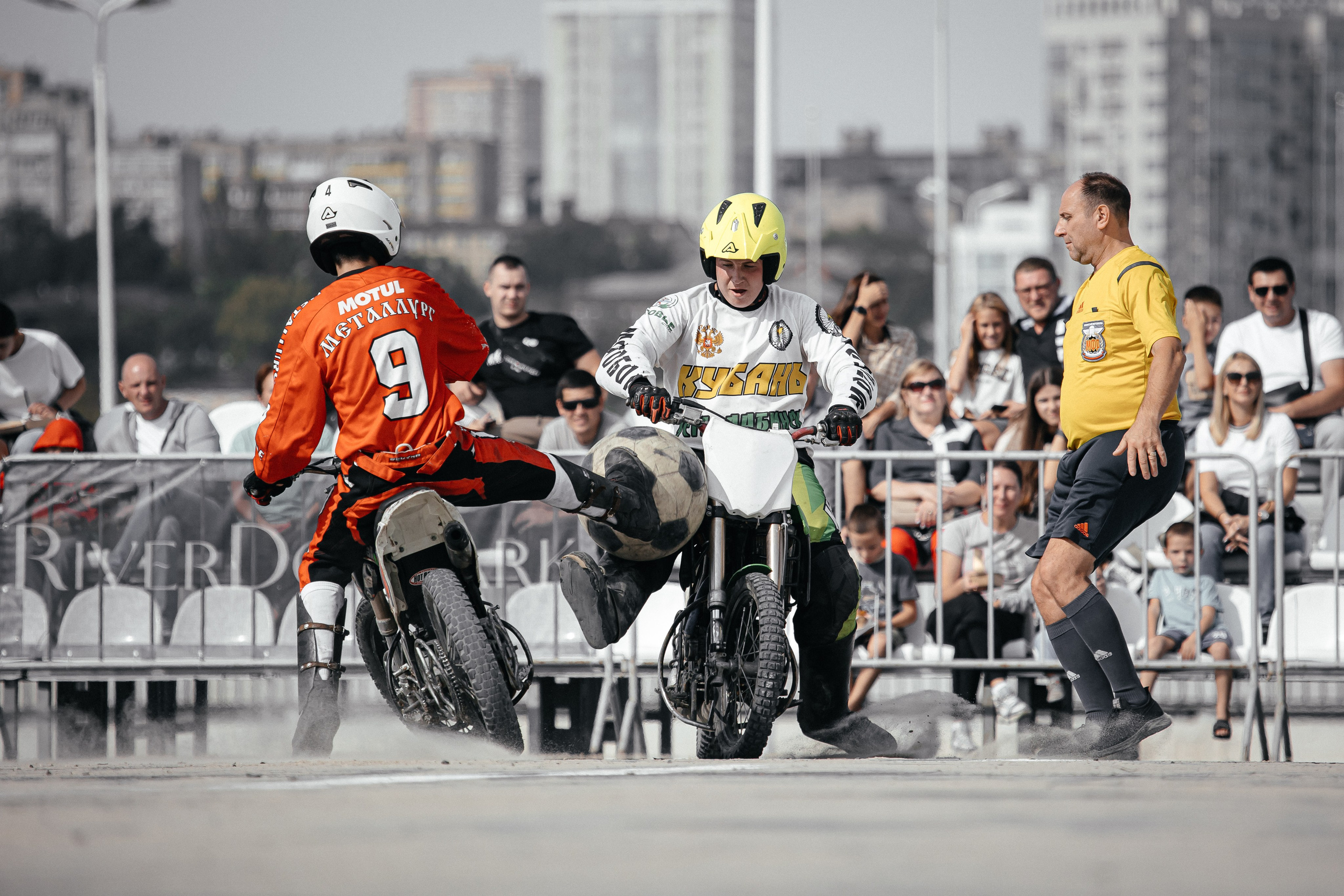 МОТОБОЛ. Репортажный фотограф в Краснодаре Лагута Надежда