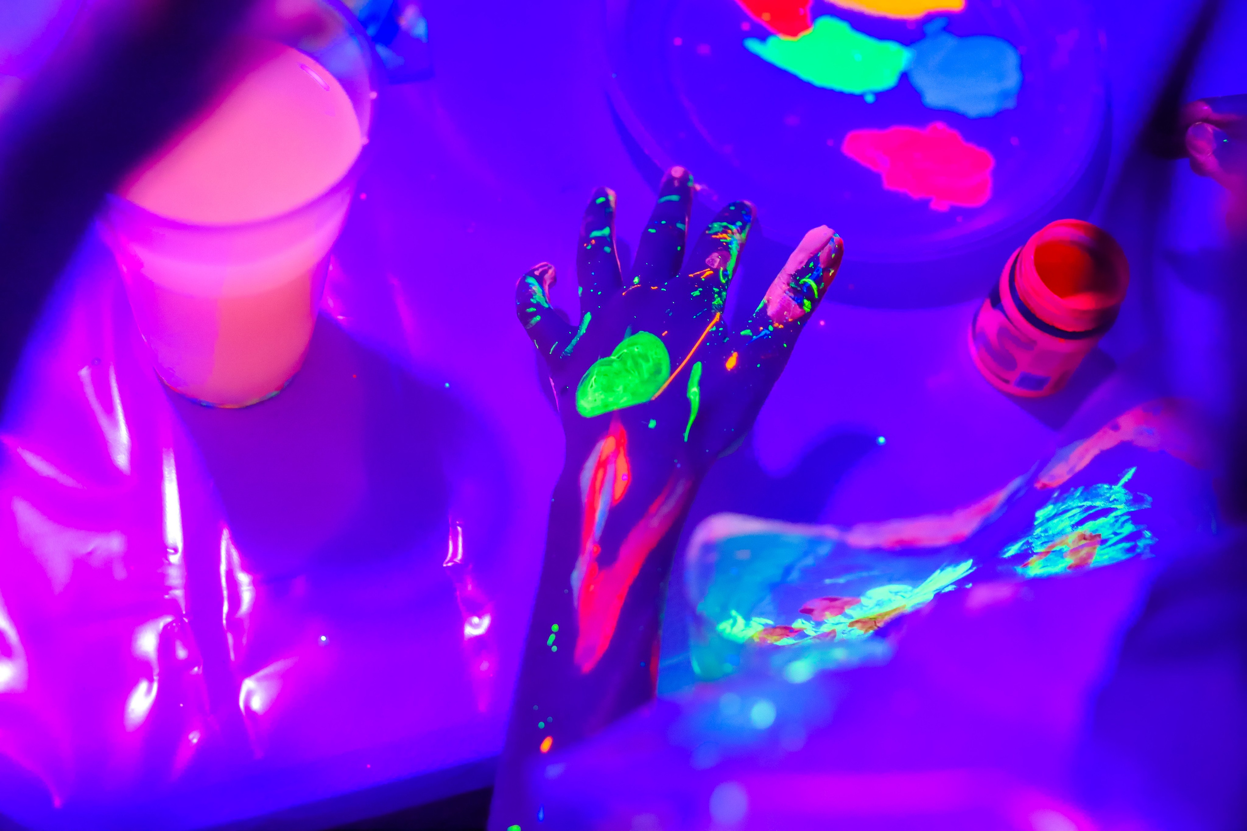 ДЕНЬ РОЖДЕНИЯ КРАСКИ. Фотограф Алиса Лисицына