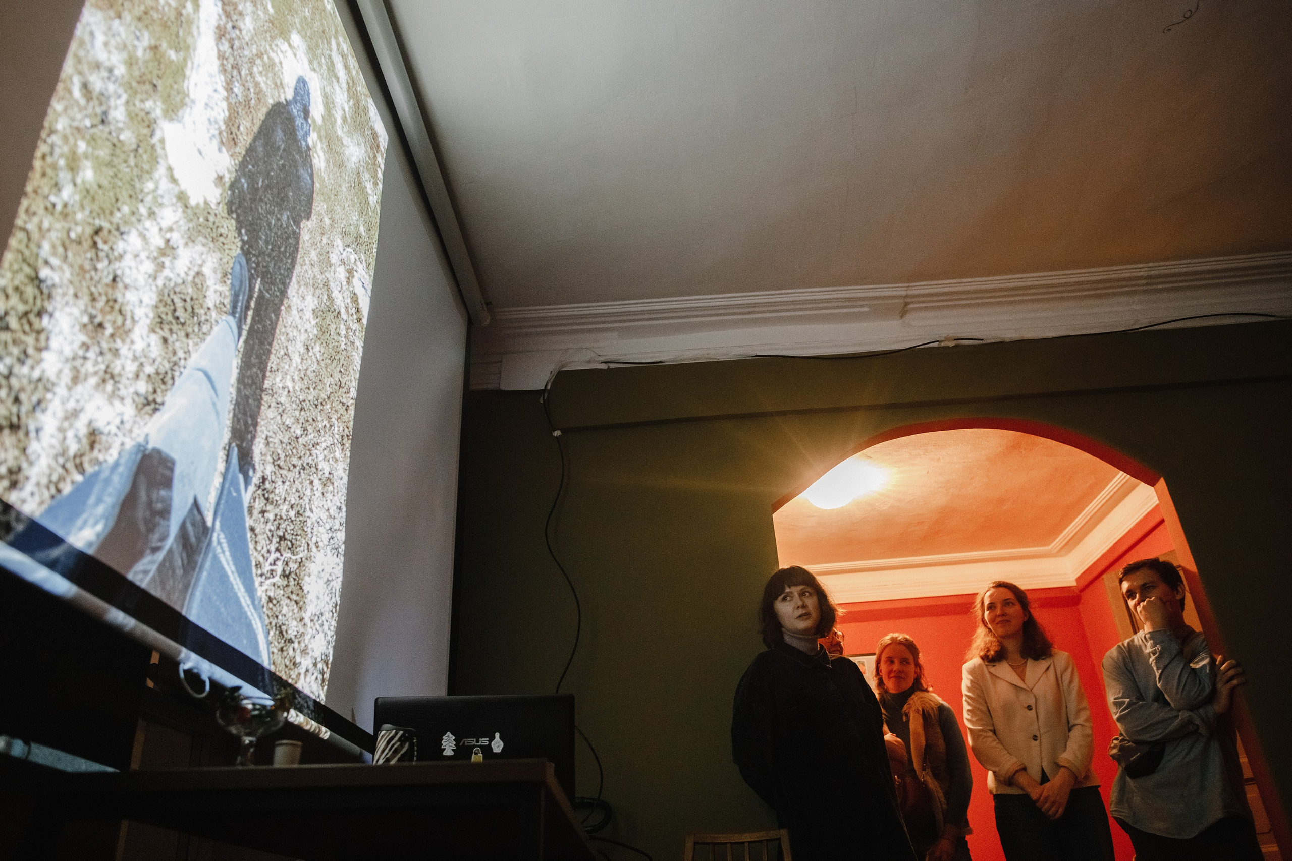 11.11.2022 // Совместно с ЕДЕМ.ДАЛЬШЕ. Фотовыставки serebro.gallery, в которых автором можешь стать ты! | Москва