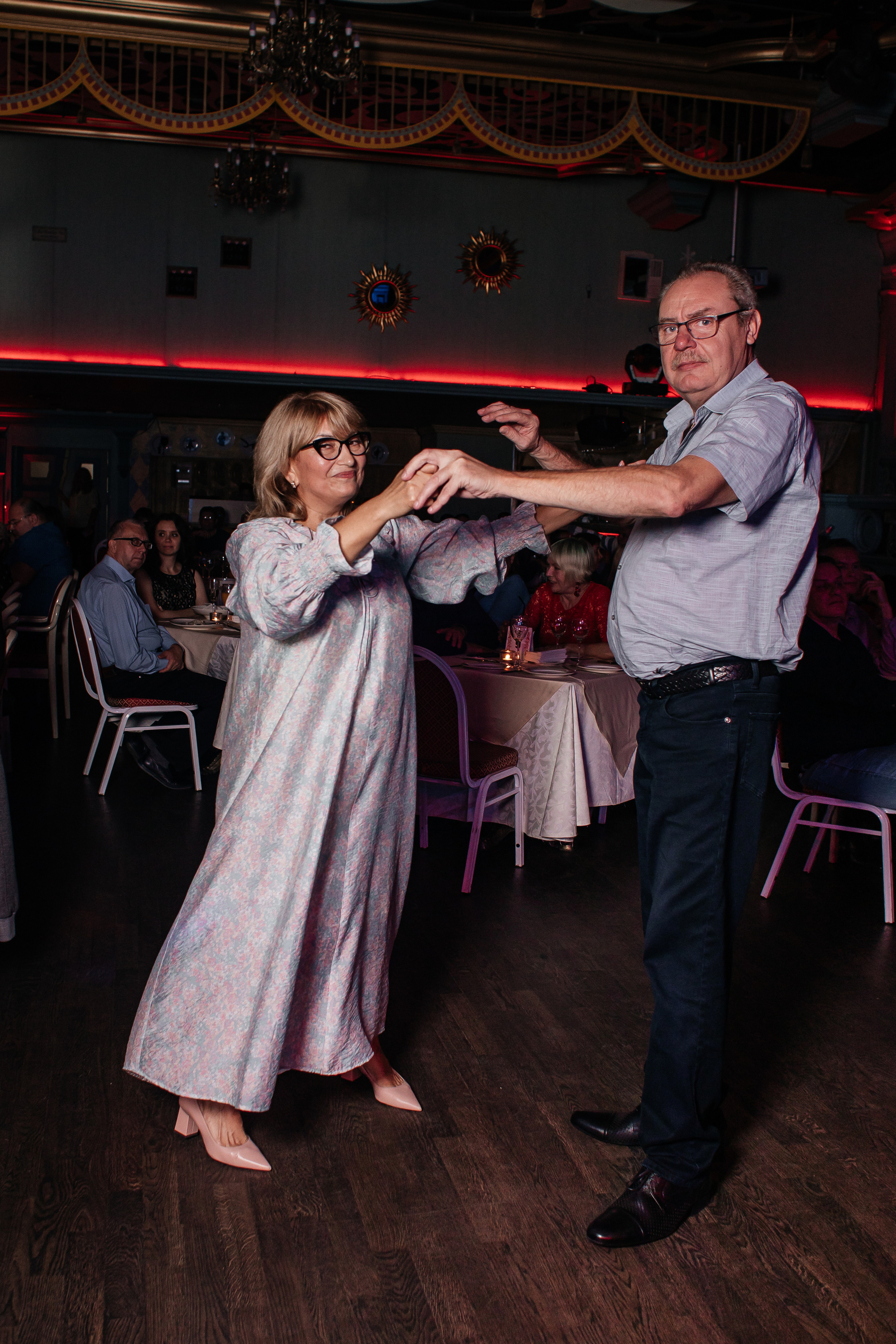 Чаплин Холл. Юбилей. Семейный фотограф в Санкт-Петербурге Ева Маркова