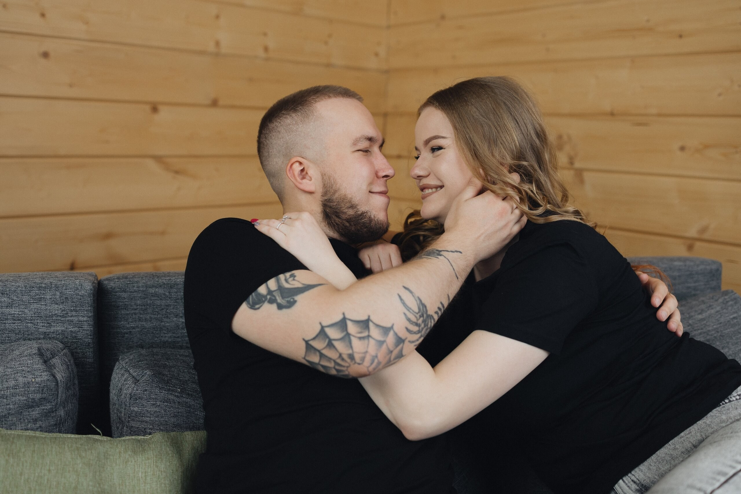 Съёмка для двоих в студии СВЕТ — фотограф Роман Болдырев