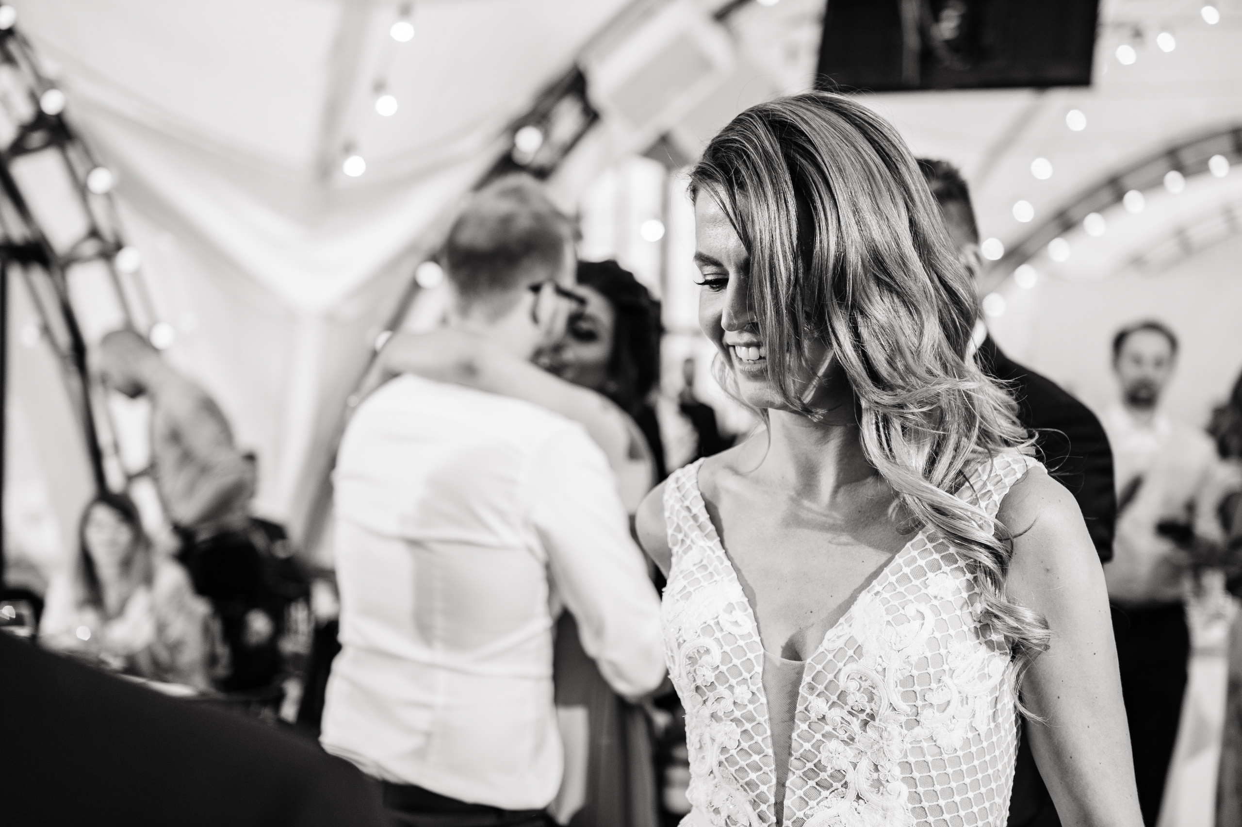 Итальянцы, танцы на крыше и разрезанный галстук | Ксения и Roberto. Свадебный и репортажный фотограф Сергей Чесноков