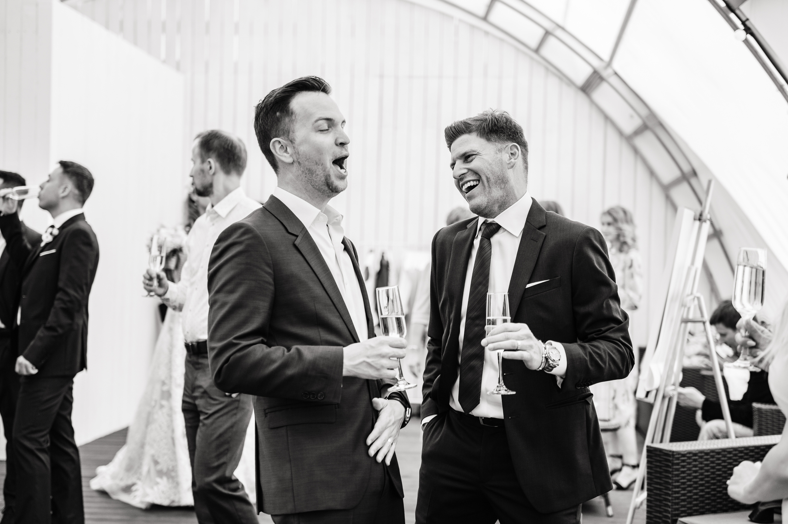 Итальянцы, танцы на крыше и разрезанный галстук | Ксения и Roberto. Свадебный и репортажный фотограф Сергей Чесноков