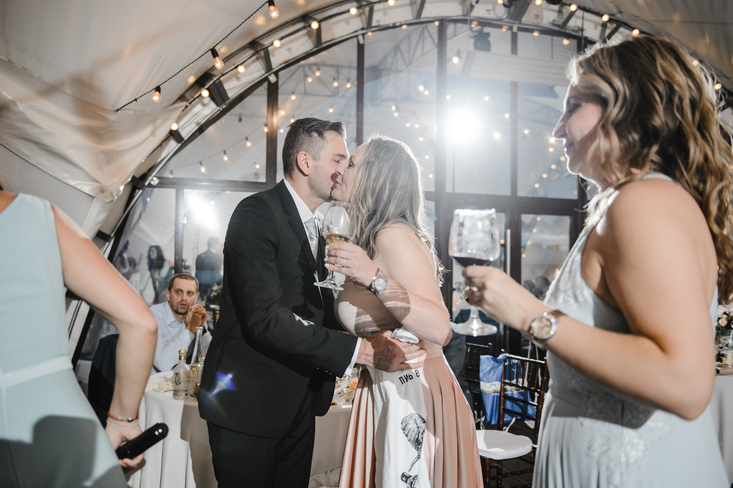 Итальянцы, танцы на крыше и разрезанный галстук | Ксения и Roberto. Свадебный и репортажный фотограф Сергей Чесноков