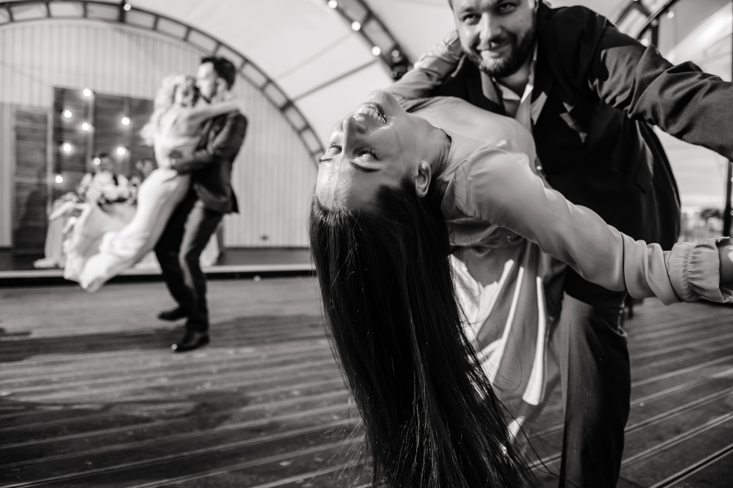 Итальянцы, танцы на крыше и разрезанный галстук | Ксения и Roberto. Свадебный и репортажный фотограф Сергей Чесноков