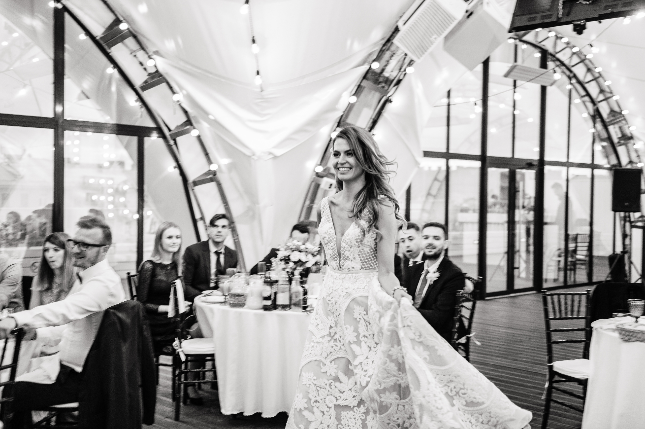 Итальянцы, танцы на крыше и разрезанный галстук | Ксения и Roberto. Свадебный и репортажный фотограф Сергей Чесноков