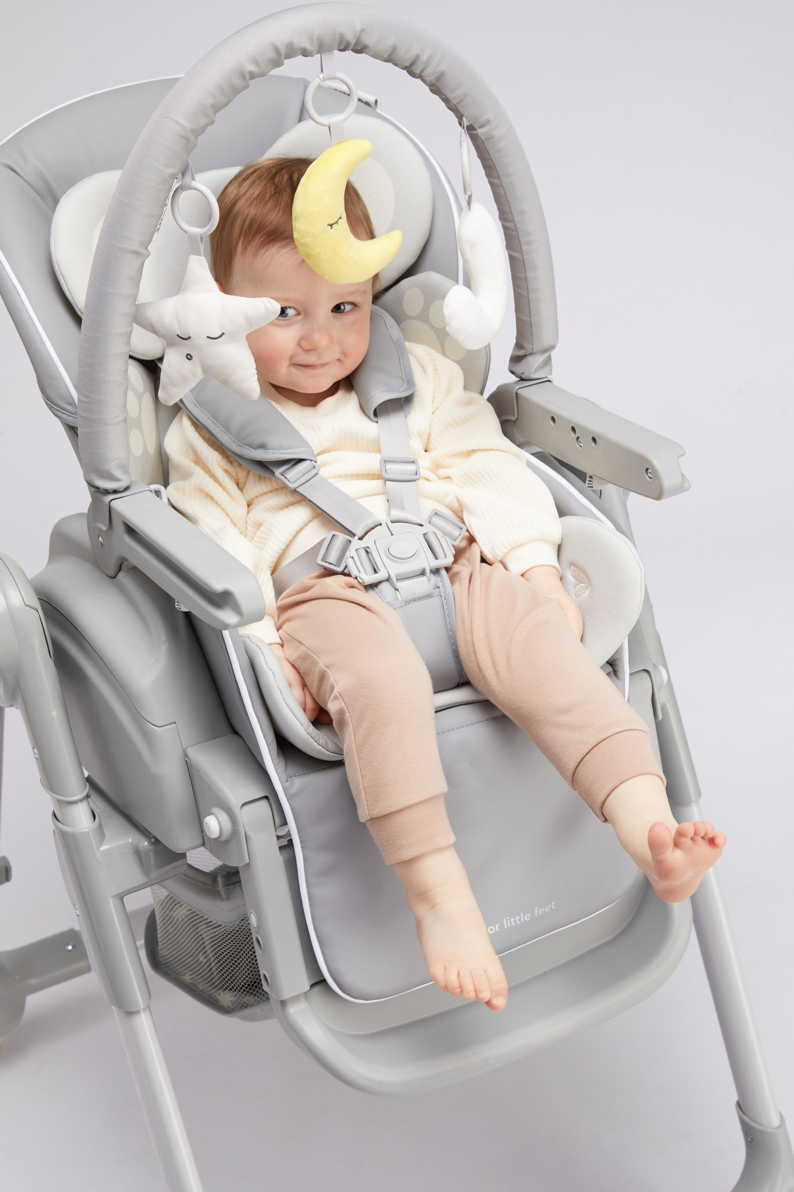 Стульчик для кормления Junion. Олег Дмитриев