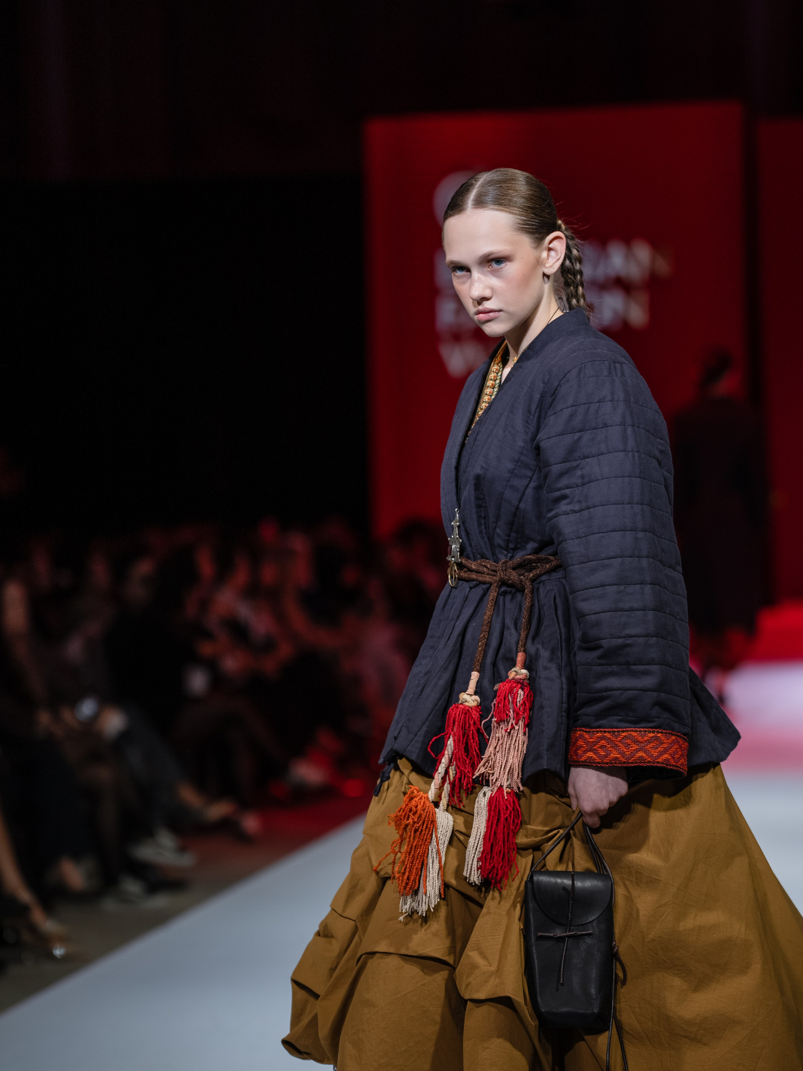 EURASIAN FASHION WEEK Reberth. Сайт Алматинского НЮ АРТ, будуар и фэшн фотографа Дениса Карпенко