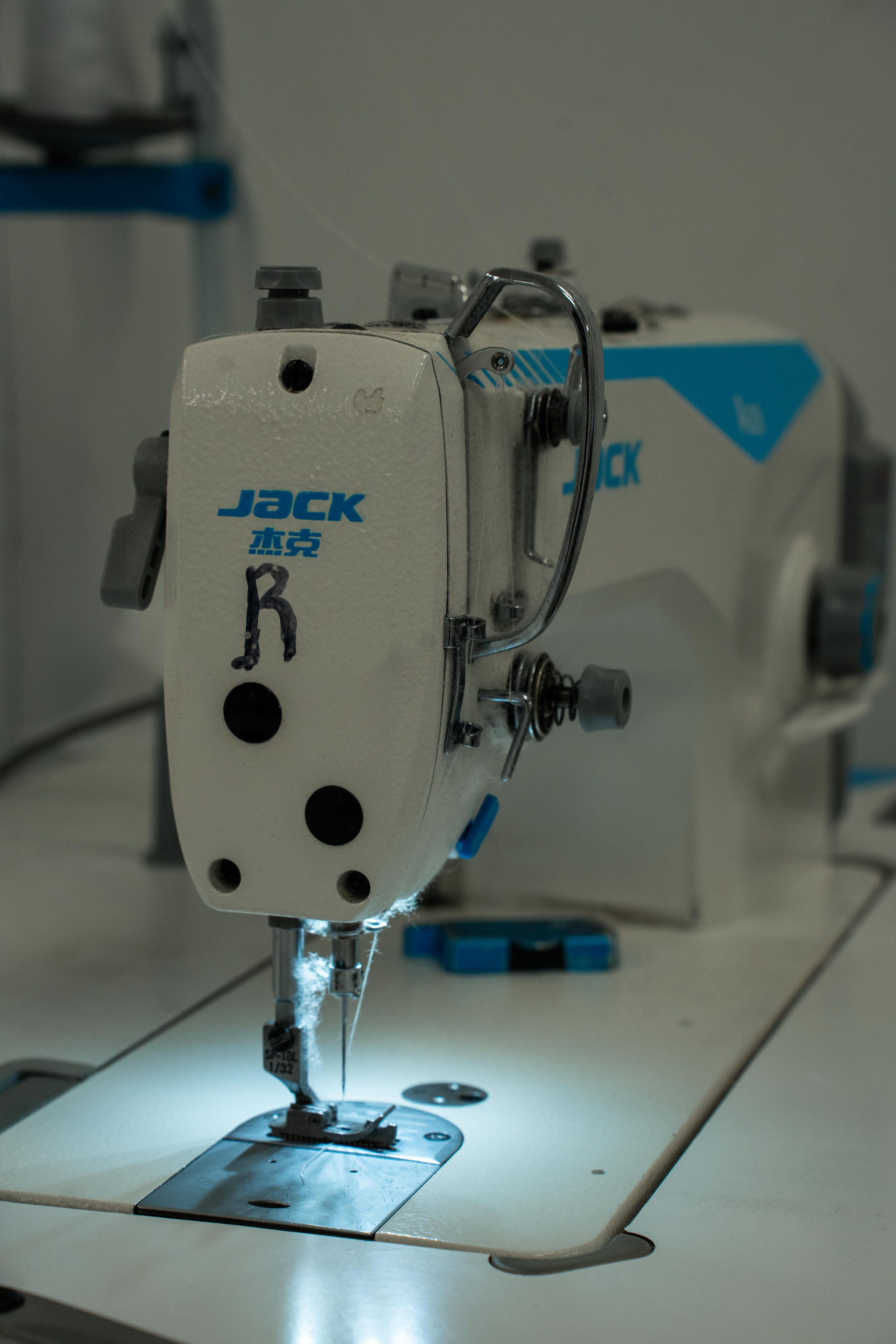 Производство 01.04.2026. Коммерческий и художественный фотограф и видеограф в Москве Арсений Тургенев