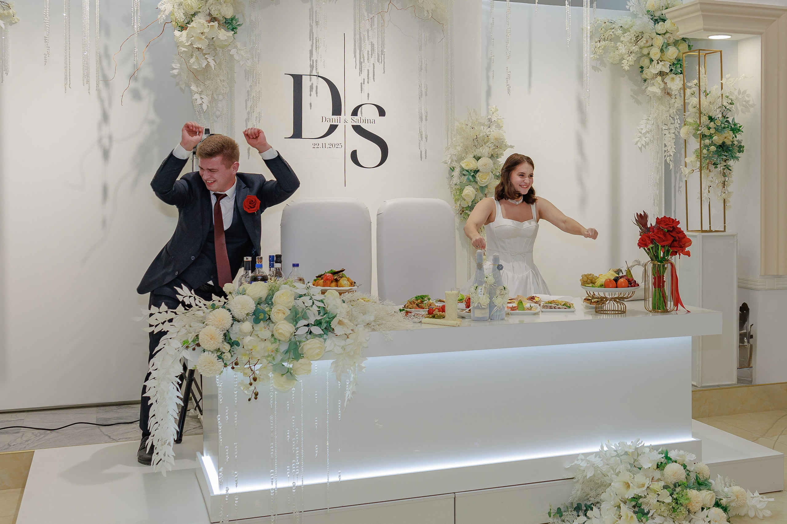 Данил и Сабина банкетный зал Beyaz Hall. Фотограф и видеограф в Крыму и Севастополе