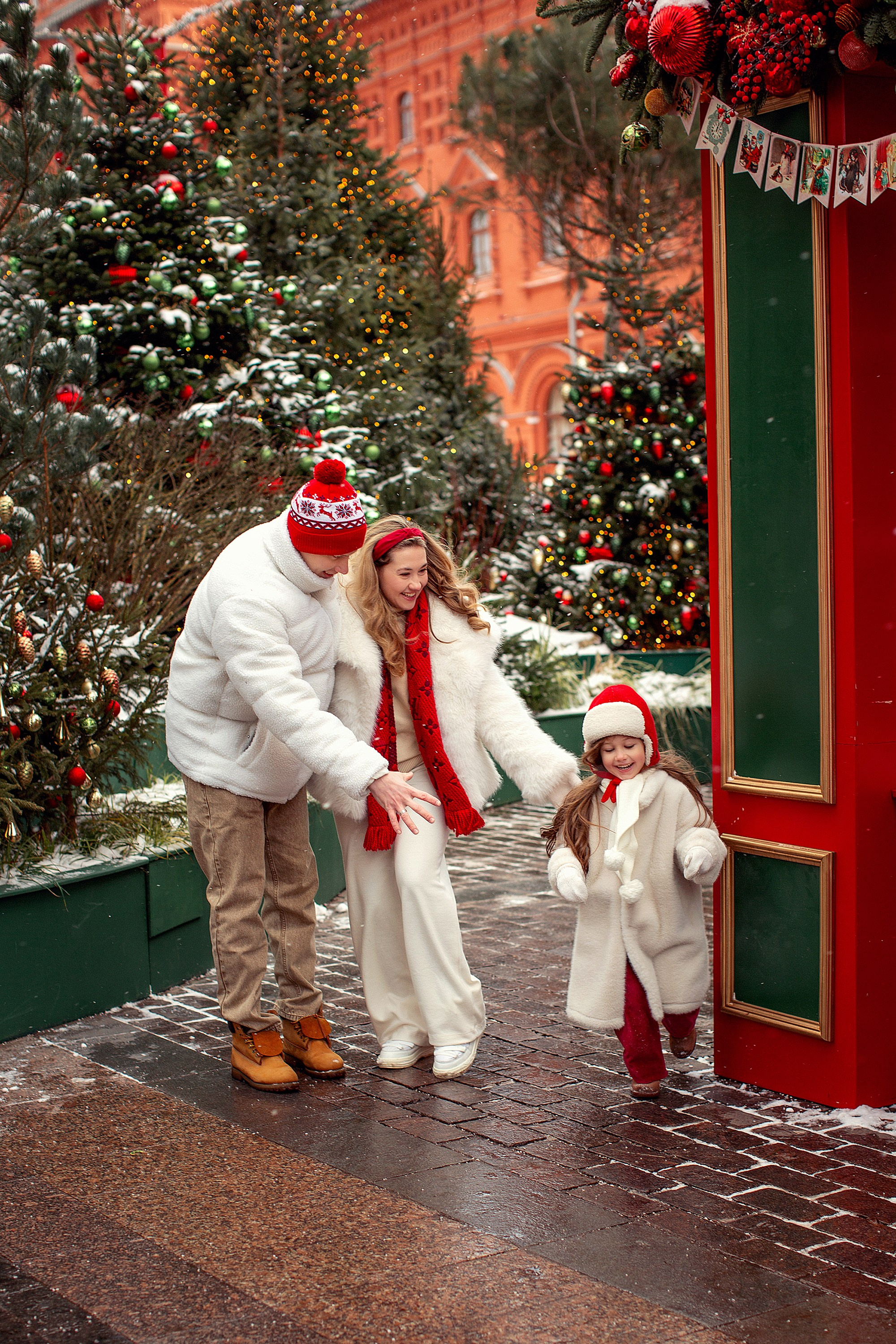 Атмосферная фотосессия на новогодней ярмарке. Семейный фотограф Татьяна Надеждина | Москва, Московская область, Ярославль