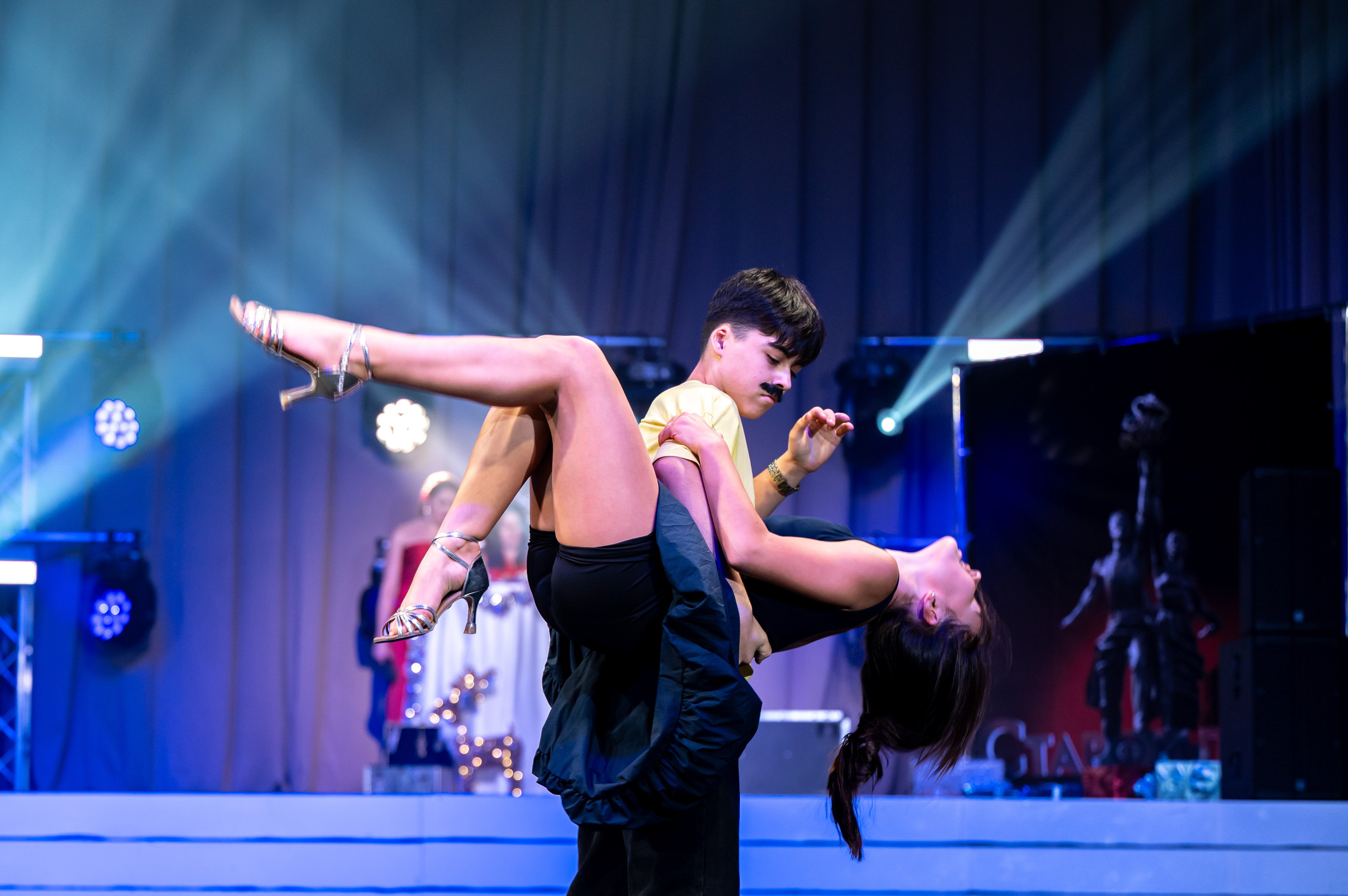 SL Новогодний отчетный концерт 2024/2025. Спортивный фотограф в Туле и Тульской области. Файсханова Фото Спорт