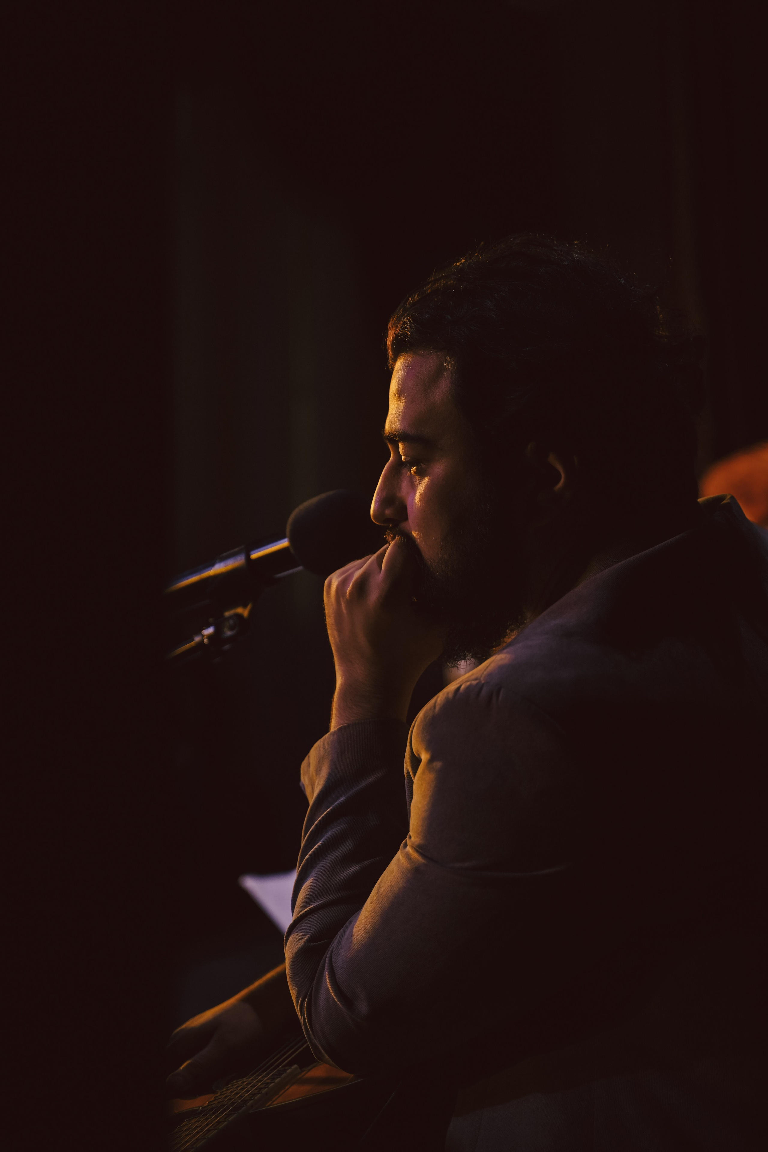 Поэтический вечер. Амина Абасова — индивидуальный фотограф в Махачкале, Дагестан