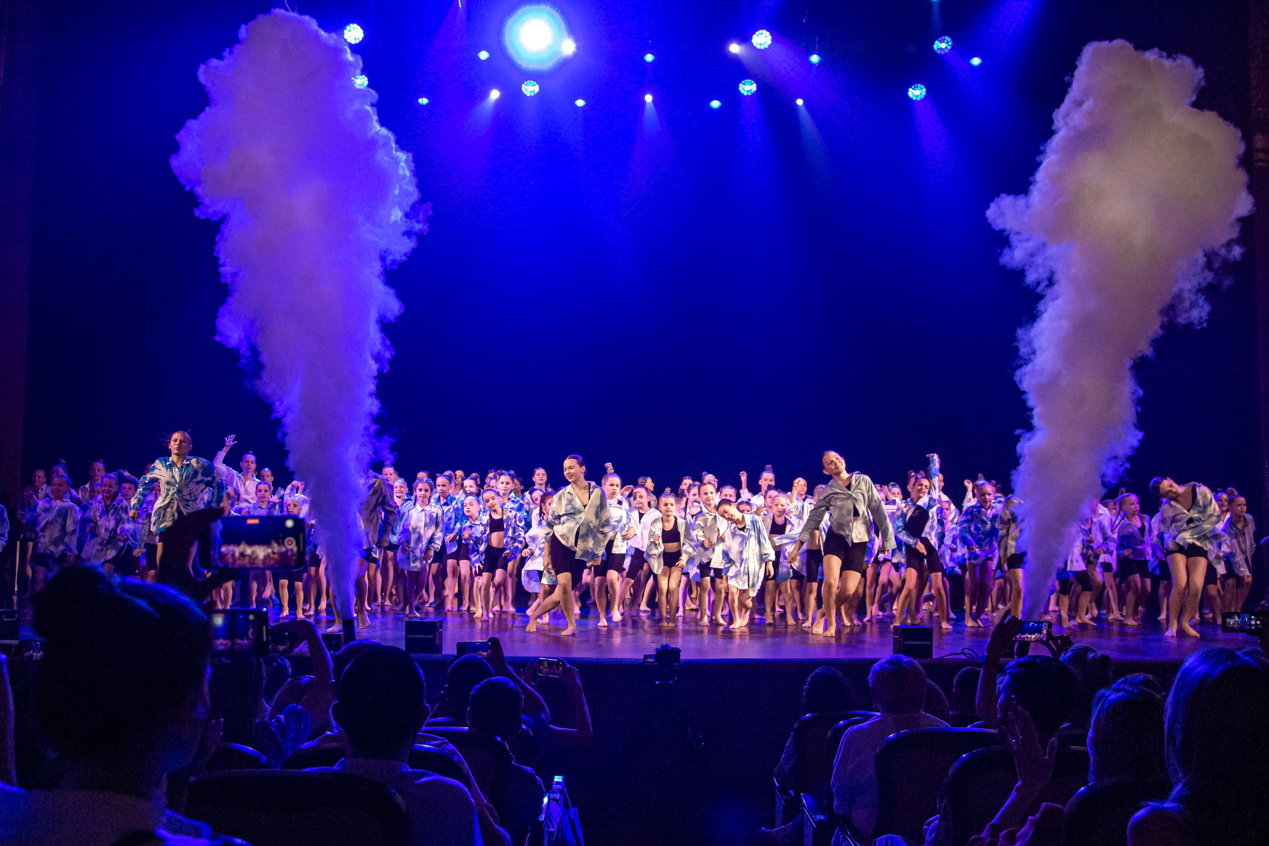 ОТЧЕТНЫЙ КОНЦЕРТ ХОРЕОГРАФИЧЕСКОЙ ШКОЛЫ НИКА. Фотограф в Сочи Юрий Шептаев