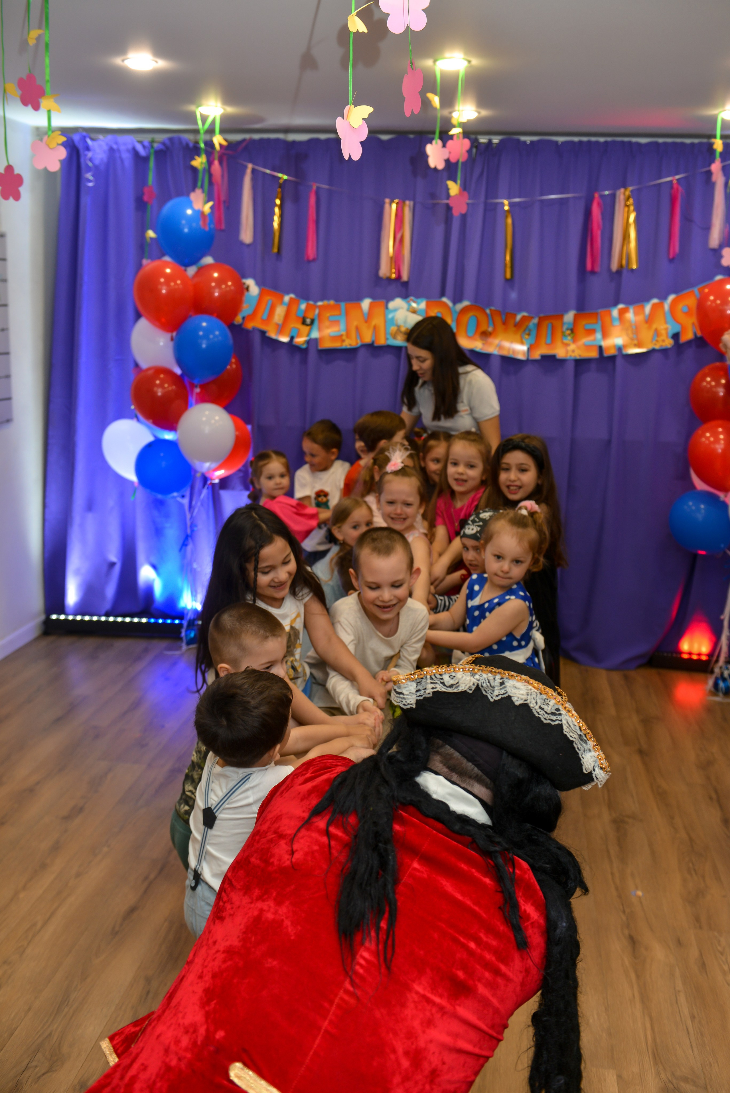 Дни рождения и корпоративы. Свадебный фотограф в Крыму