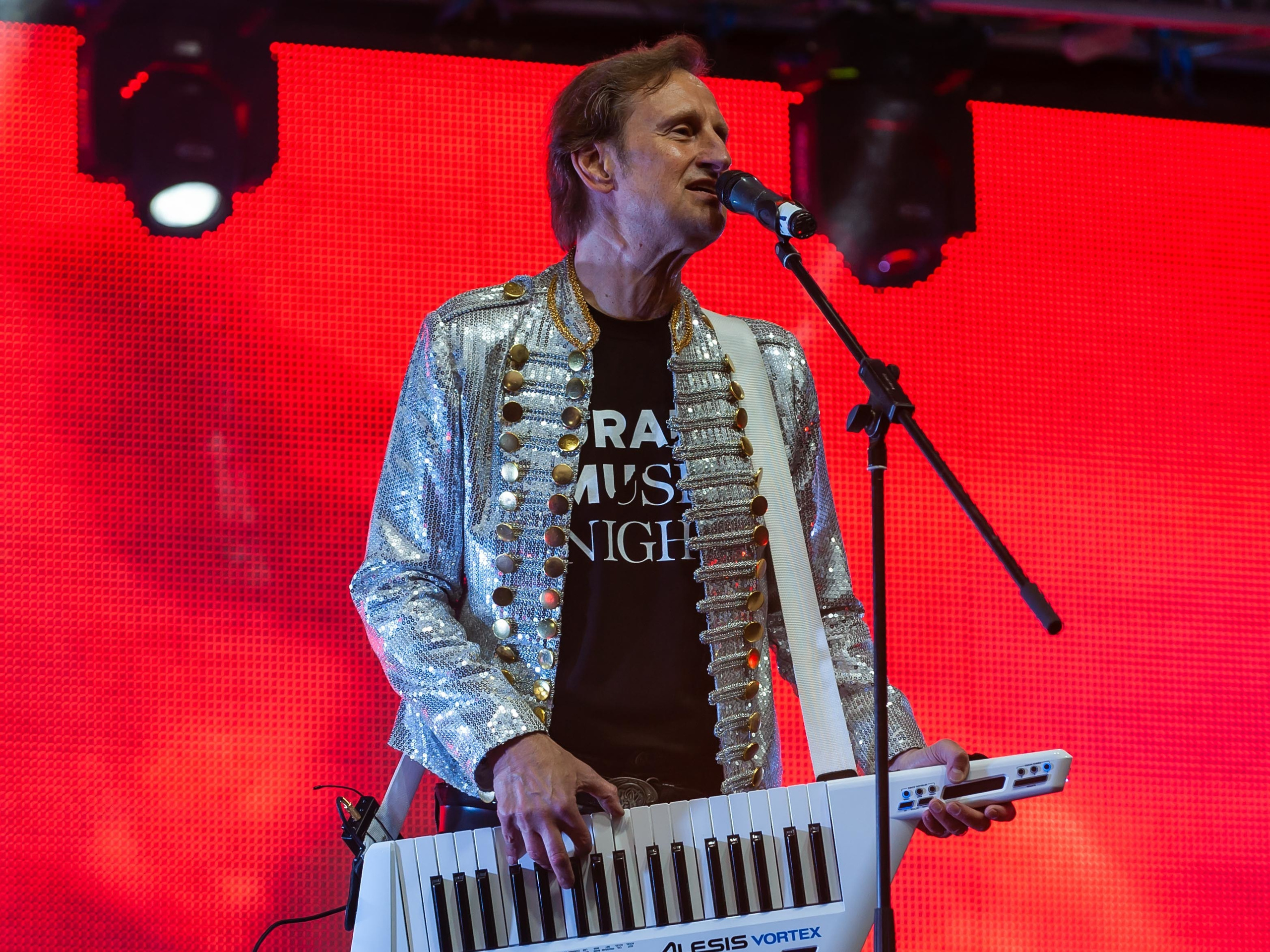 Ural Music Nigth 2018. Фотографии отовсюду и обо всем