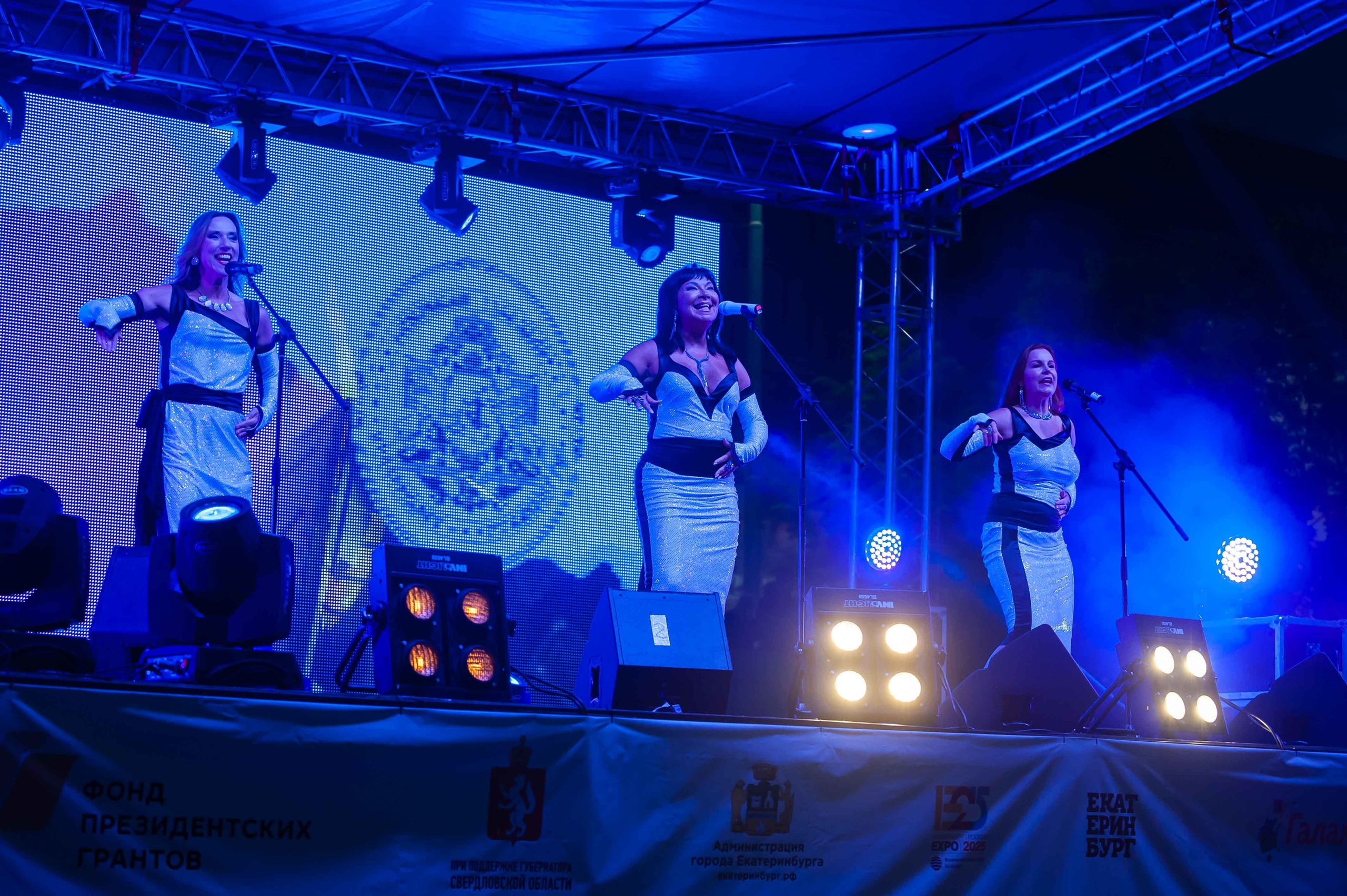 Ural Music Nigth 2018. Фотографии отовсюду и обо всем