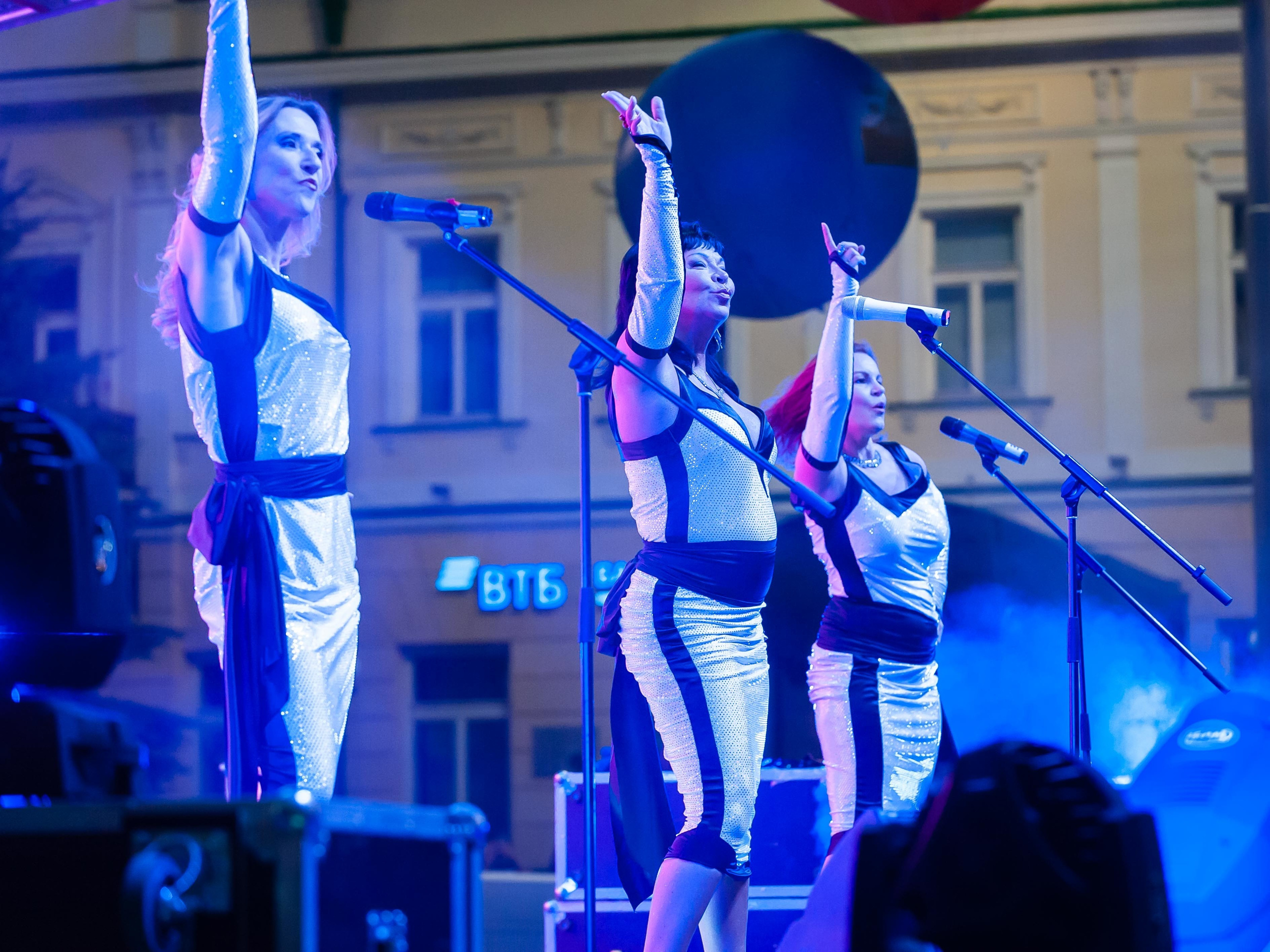 Ural Music Nigth 2018. Фотографии отовсюду и обо всем