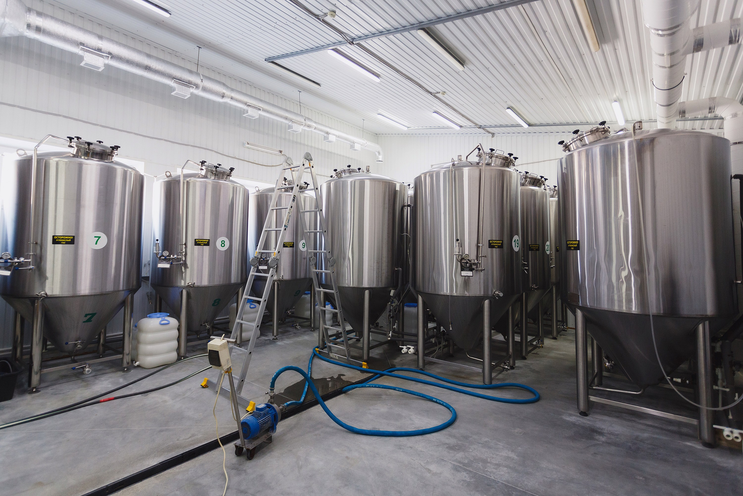 Фотографии с производства. Roman — Репортажный фотограф в Новосибирске