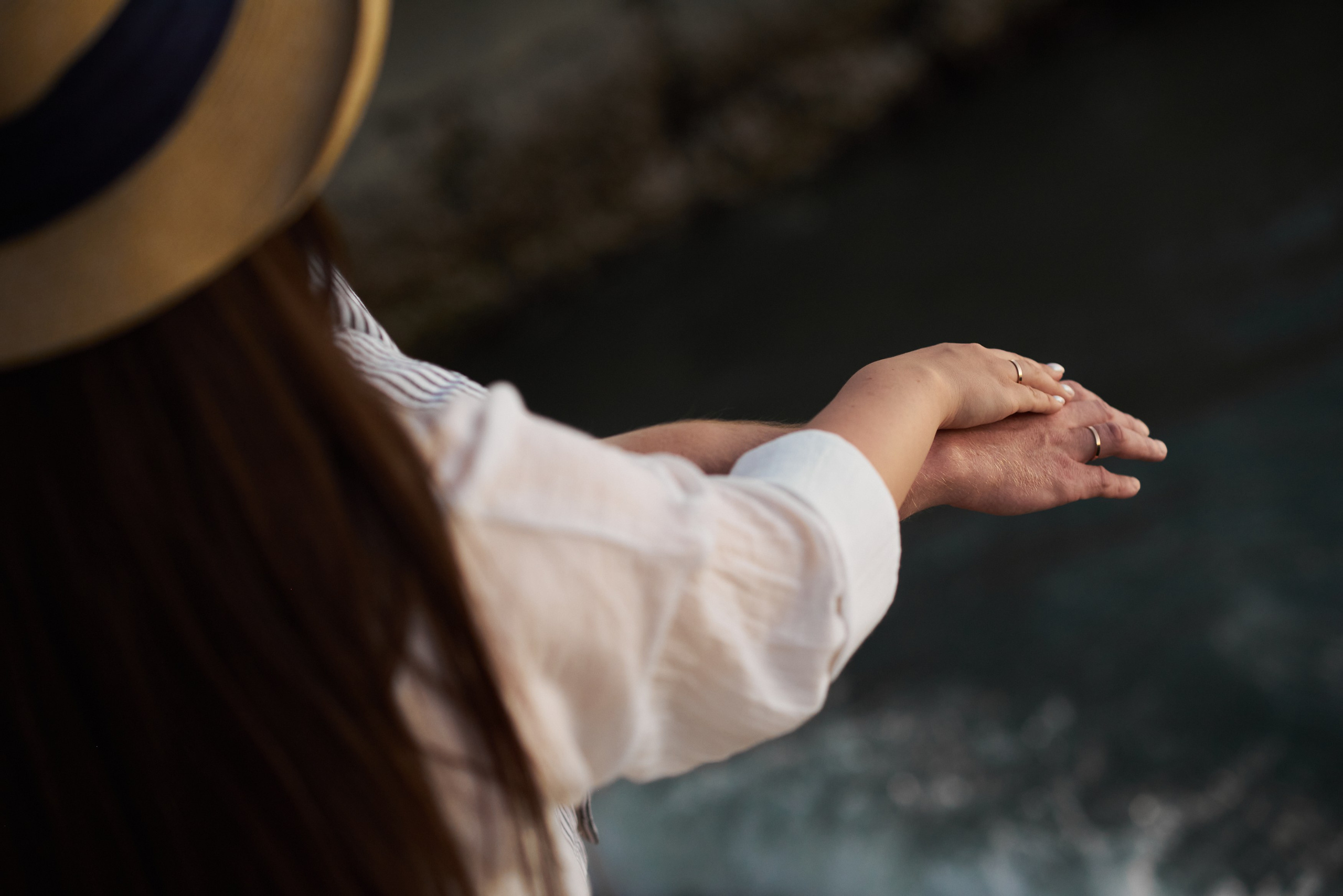 Красивые love-story фотосессии в Сочи, Адлере, Красной поляне, Розе Хутор. Фотограф для женщин и мужчин, контента для бизнеса в Сочи, Адлере, Красной поляне, Розе Хутор